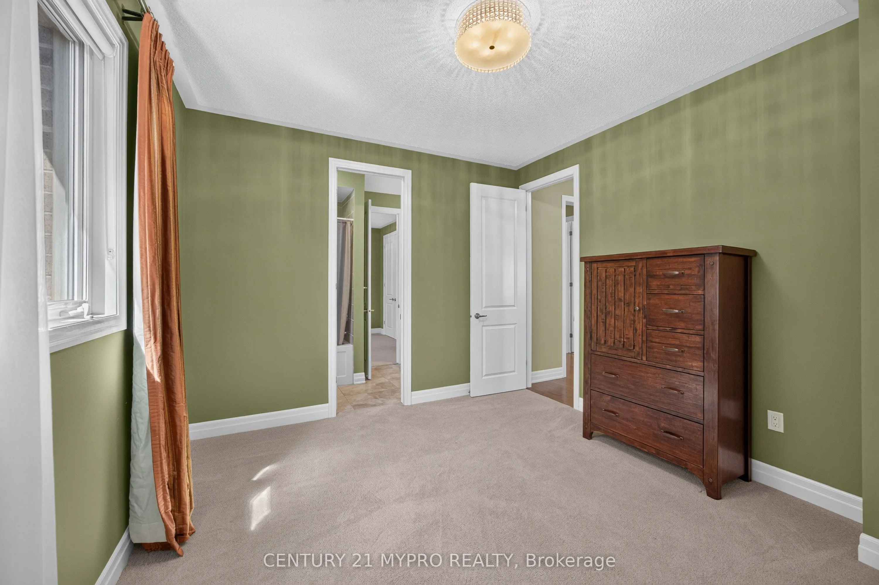 144 North Park Boulevard