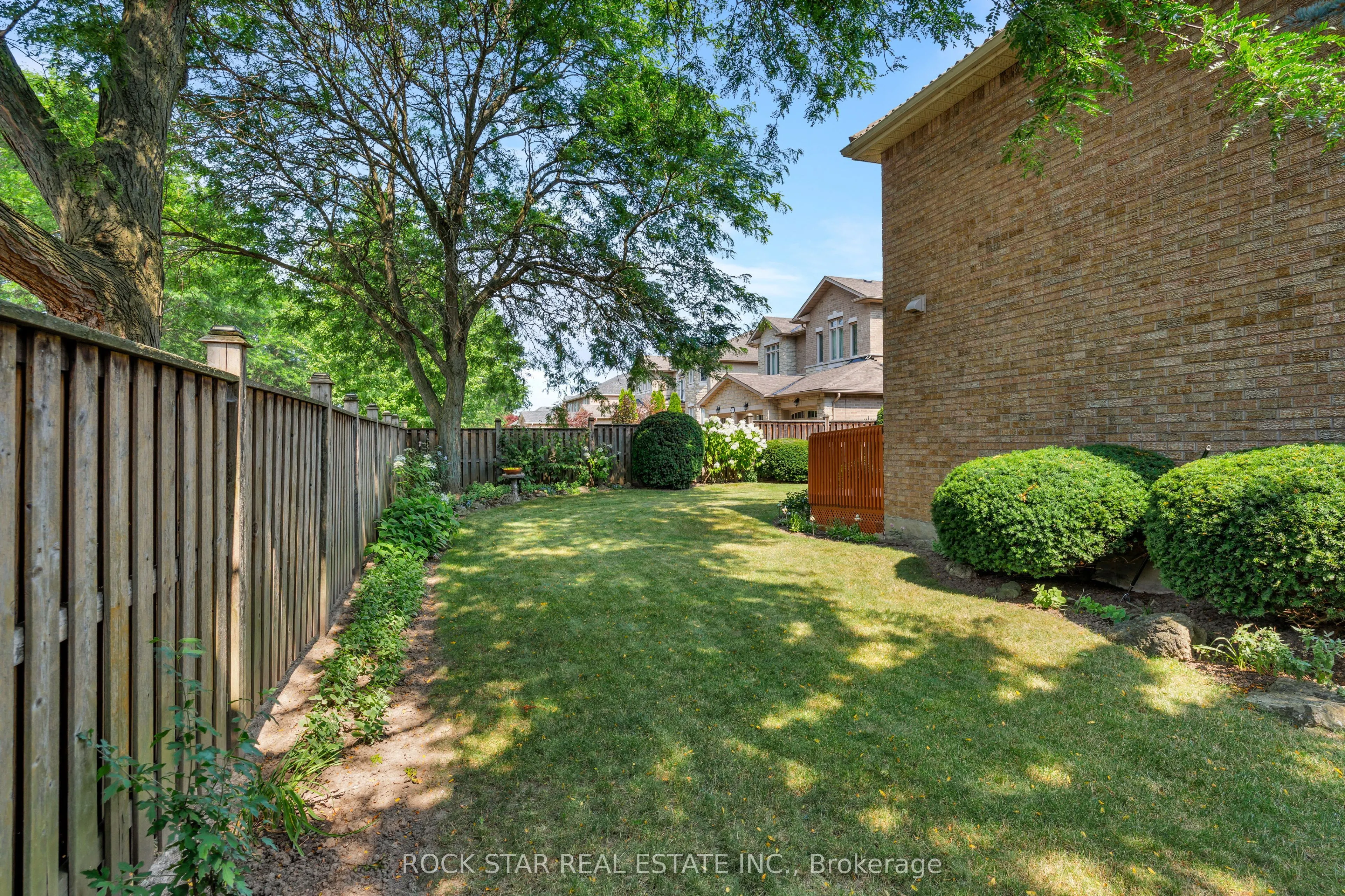 1807 Tattersall Way