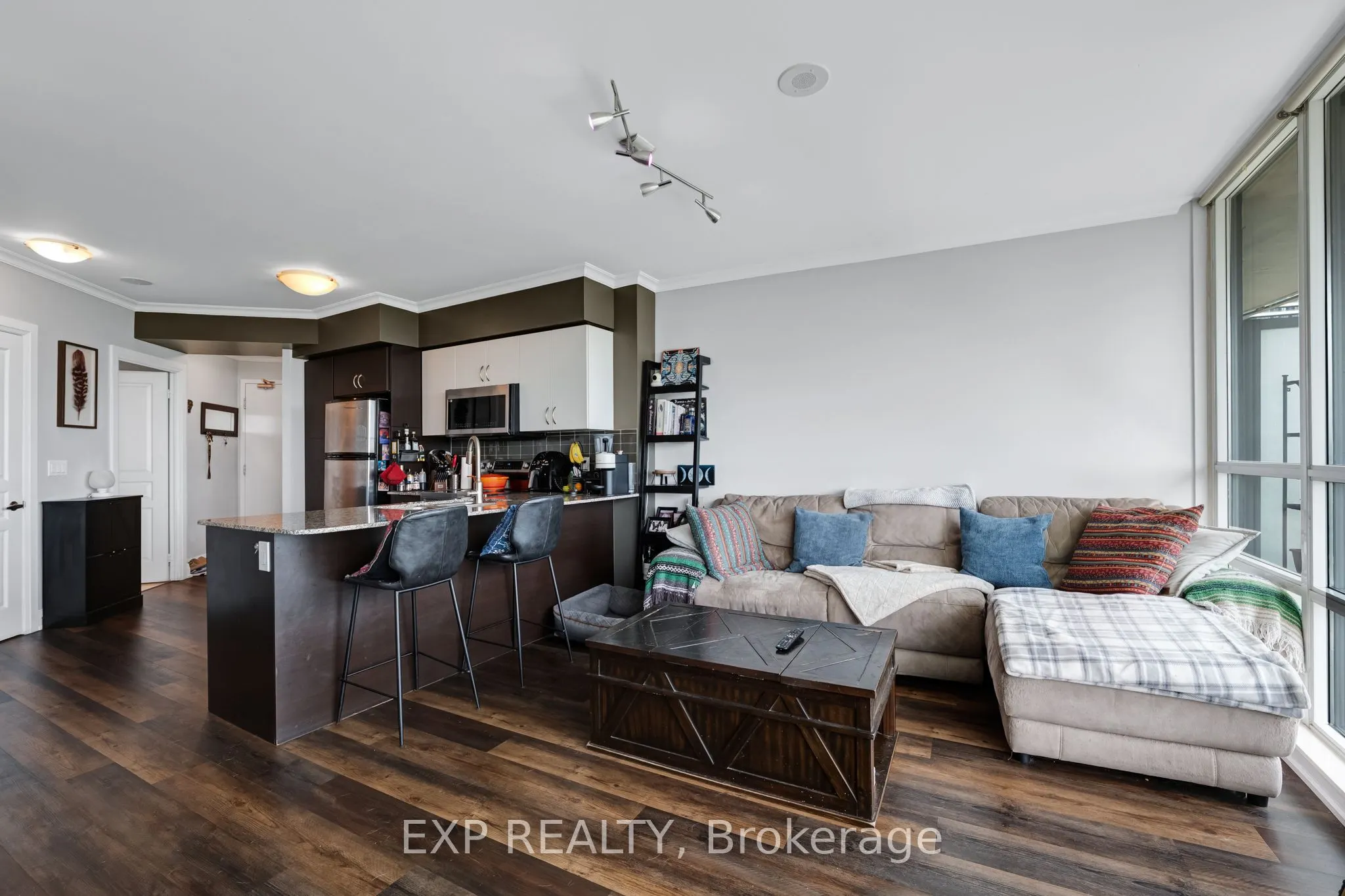 2230 Lake Shore Boulevard W #808