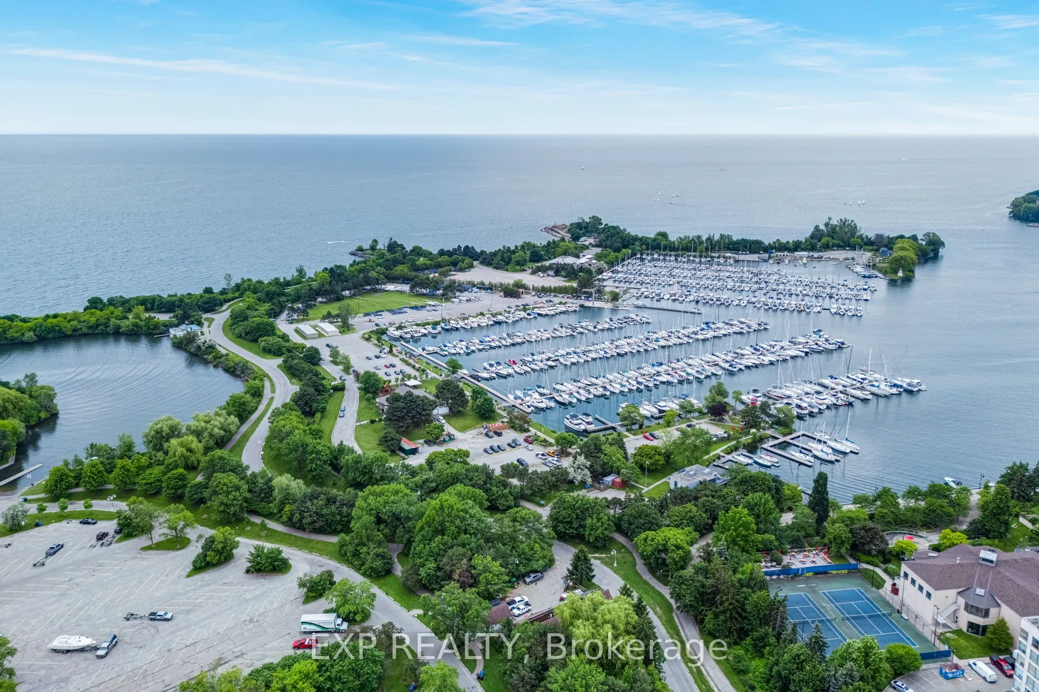 2230 Lake Shore Boulevard W #808