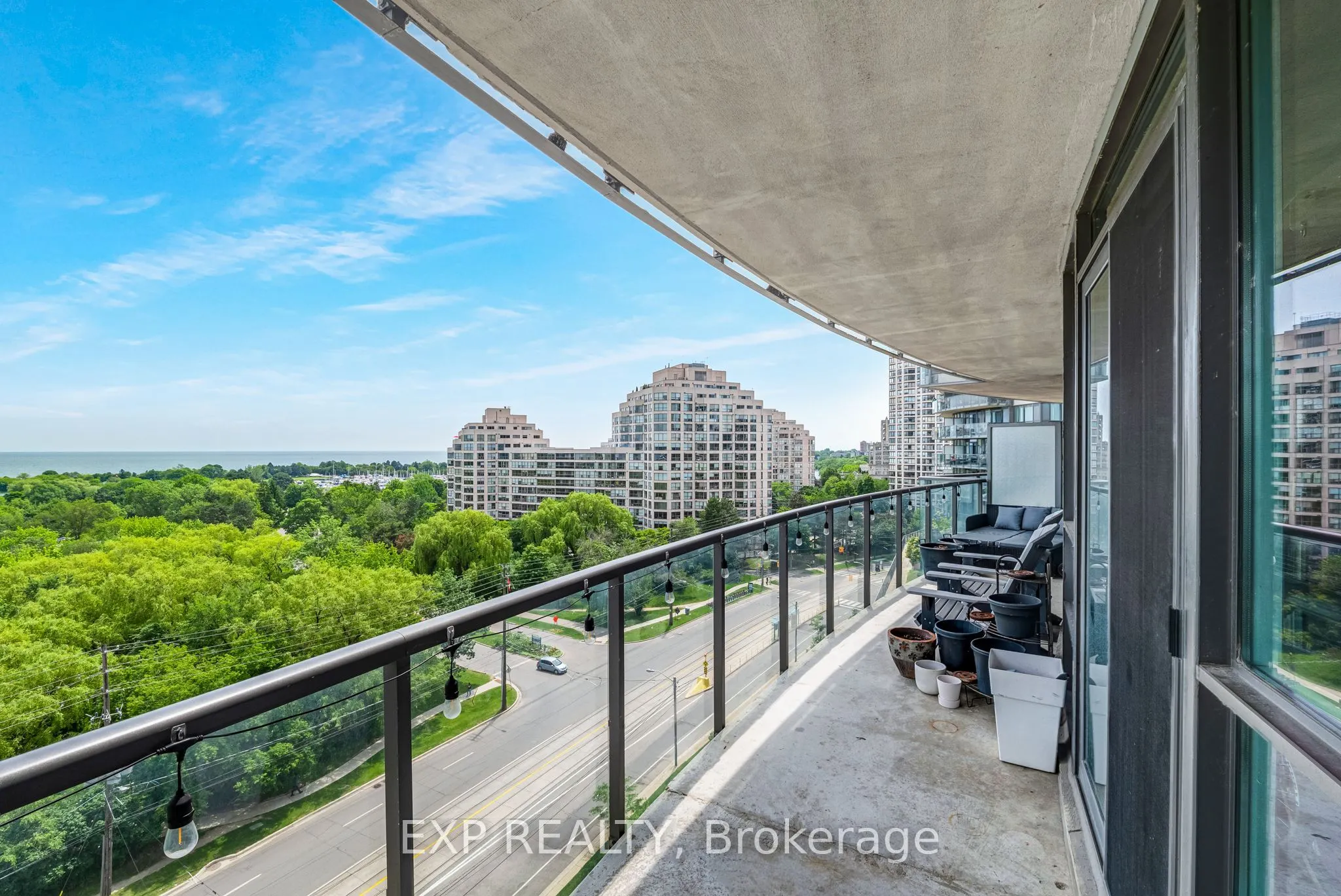 2230 Lake Shore Boulevard W #808