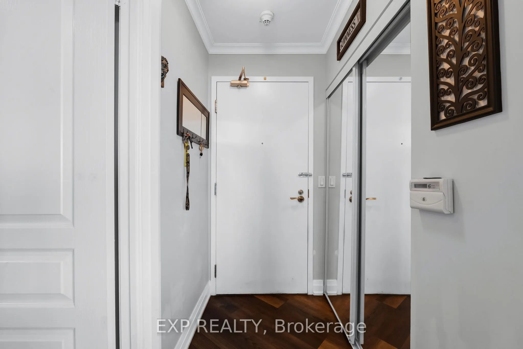 2230 Lake Shore Boulevard W #808