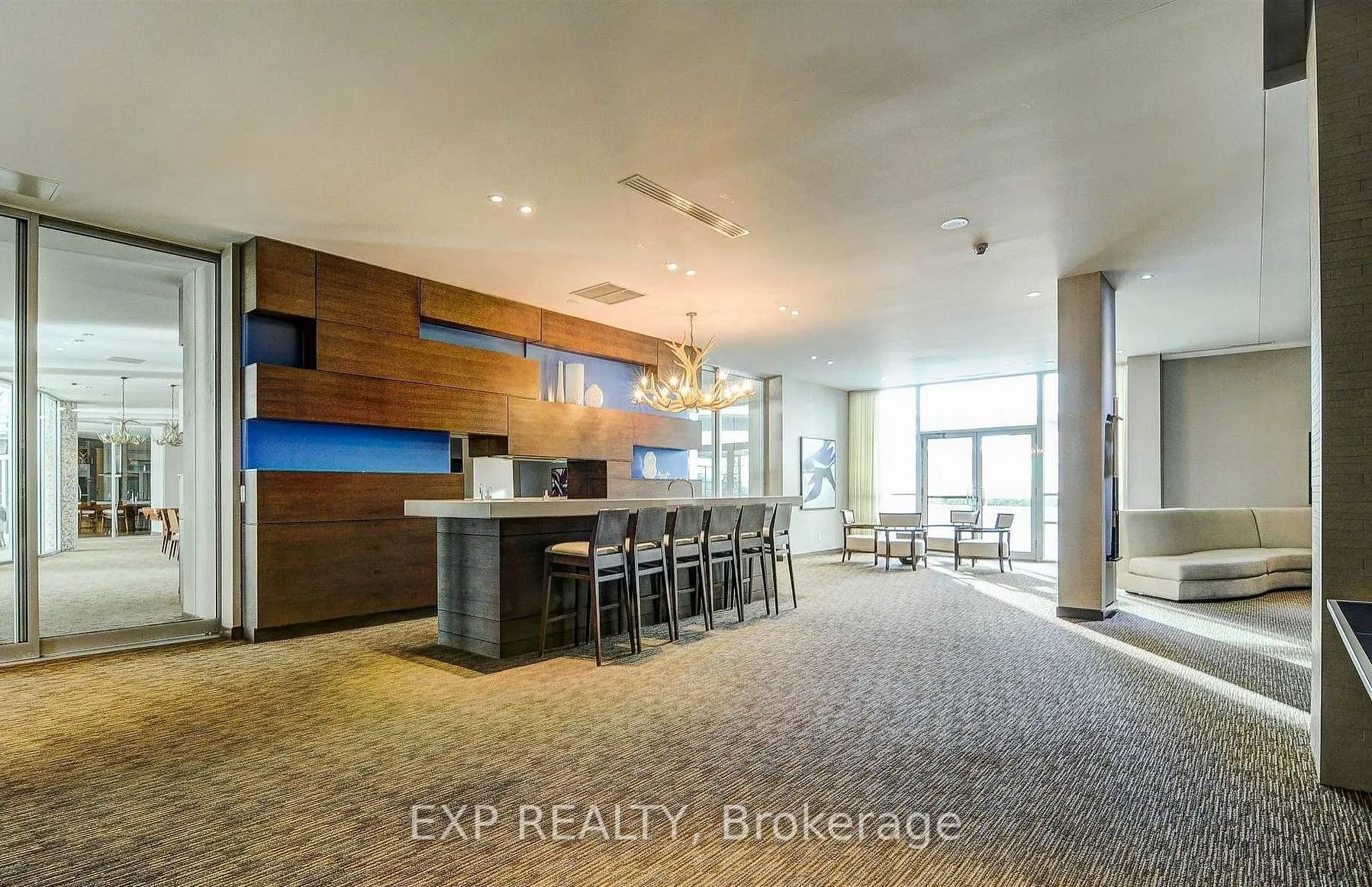 2230 Lake Shore Boulevard W #808
