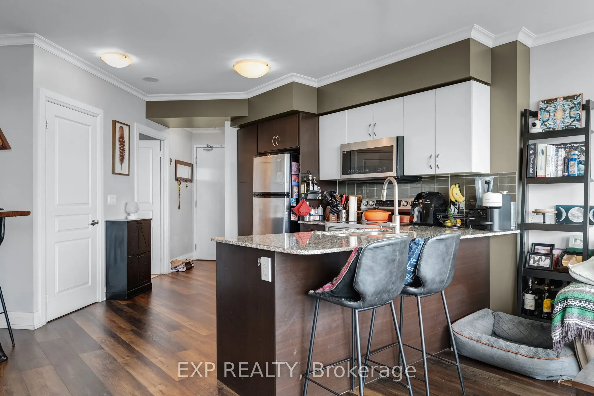 2230 Lake Shore Boulevard W #808
