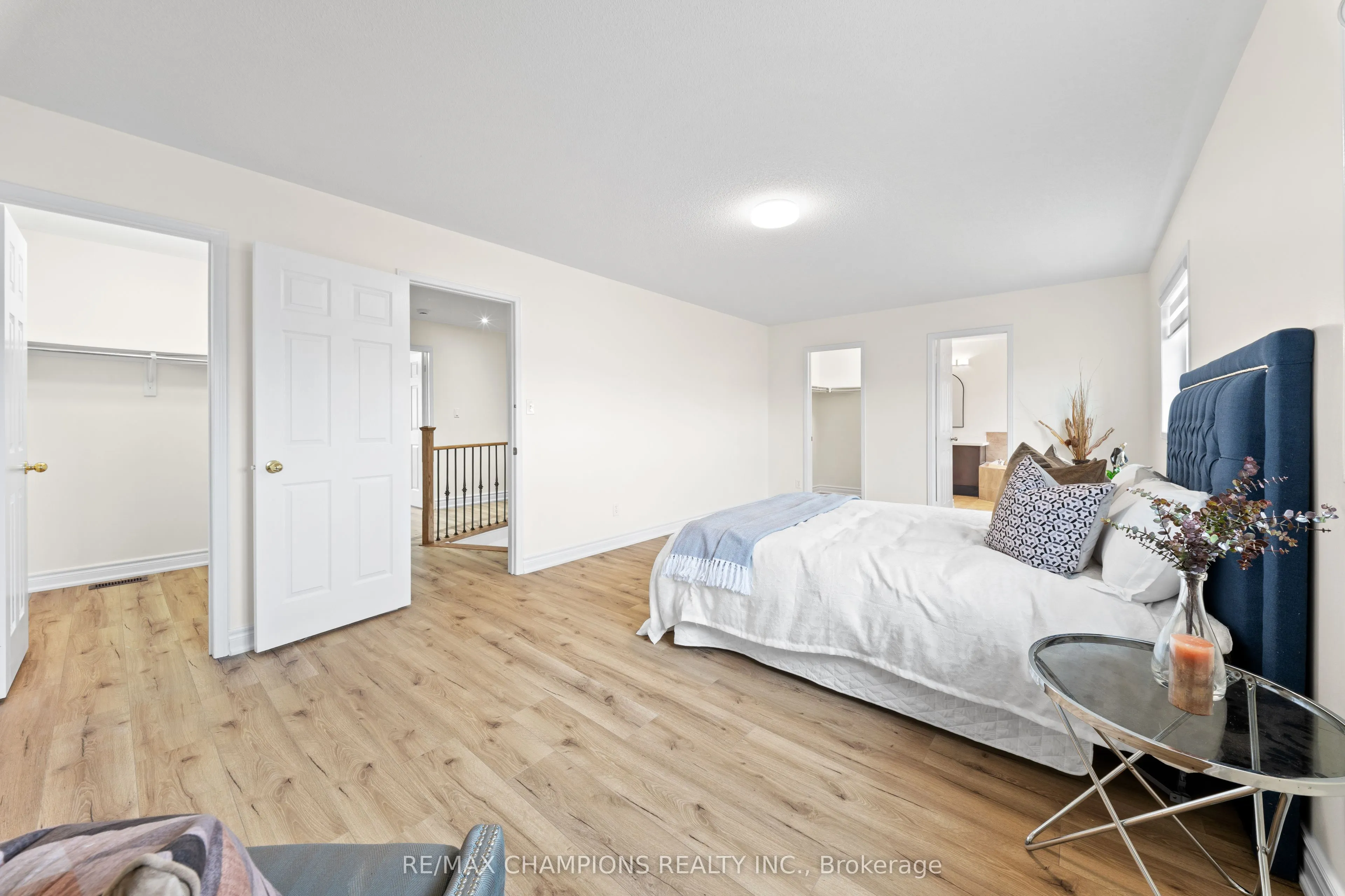 42 Abbotsbury Drive