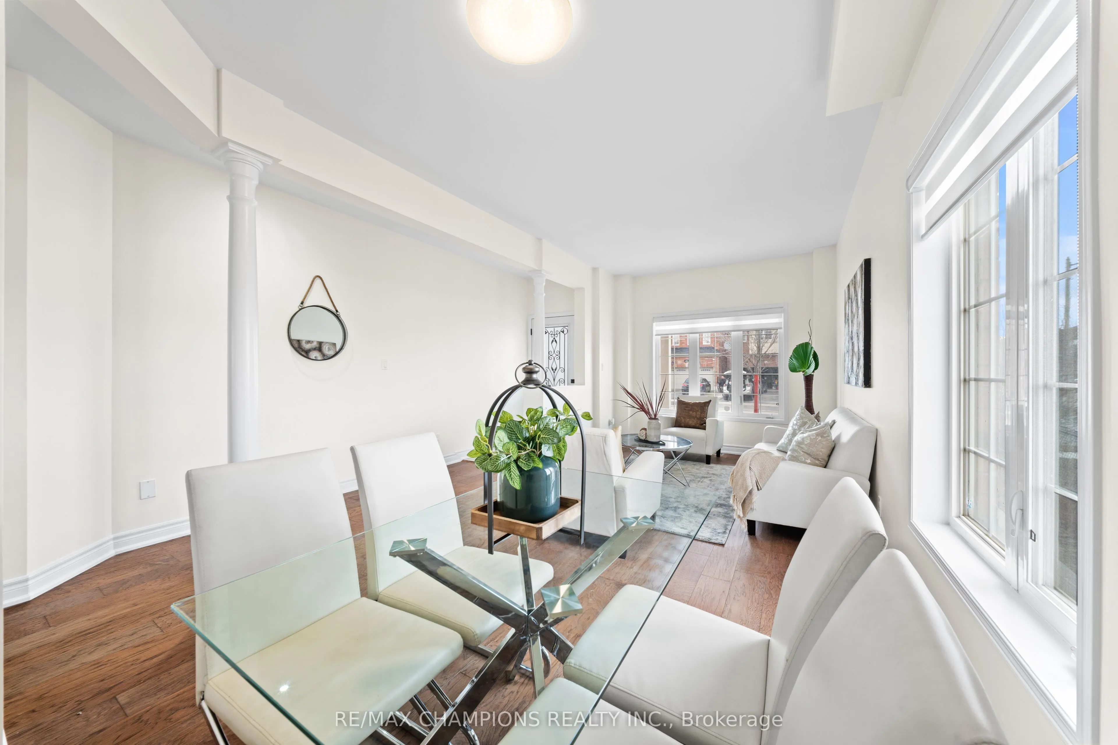 42 Abbotsbury Drive
