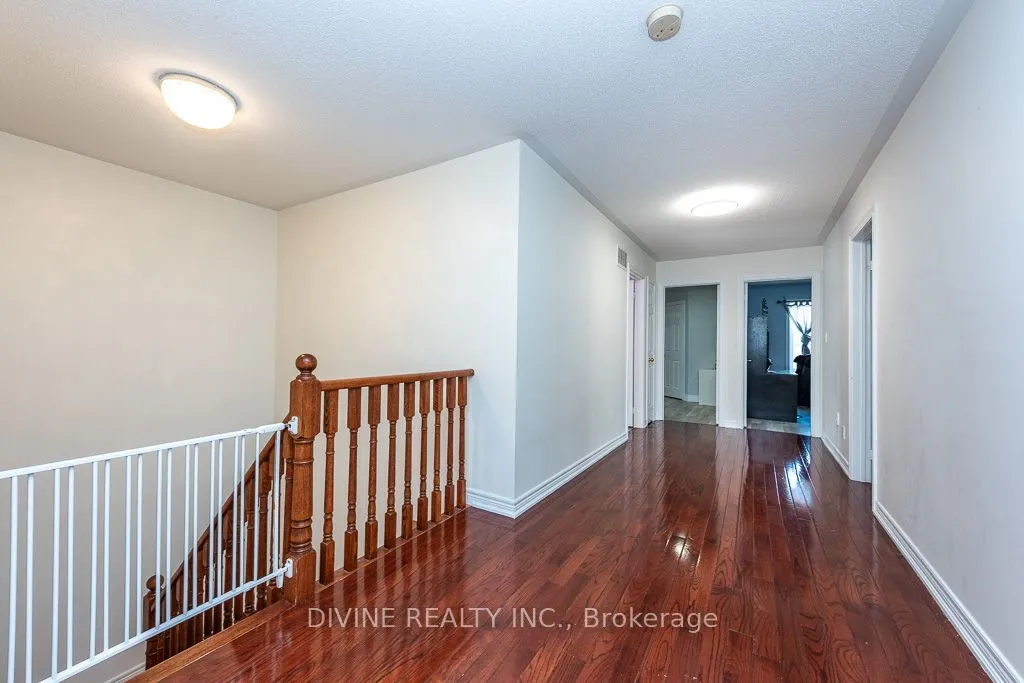 4911 Maxine Place