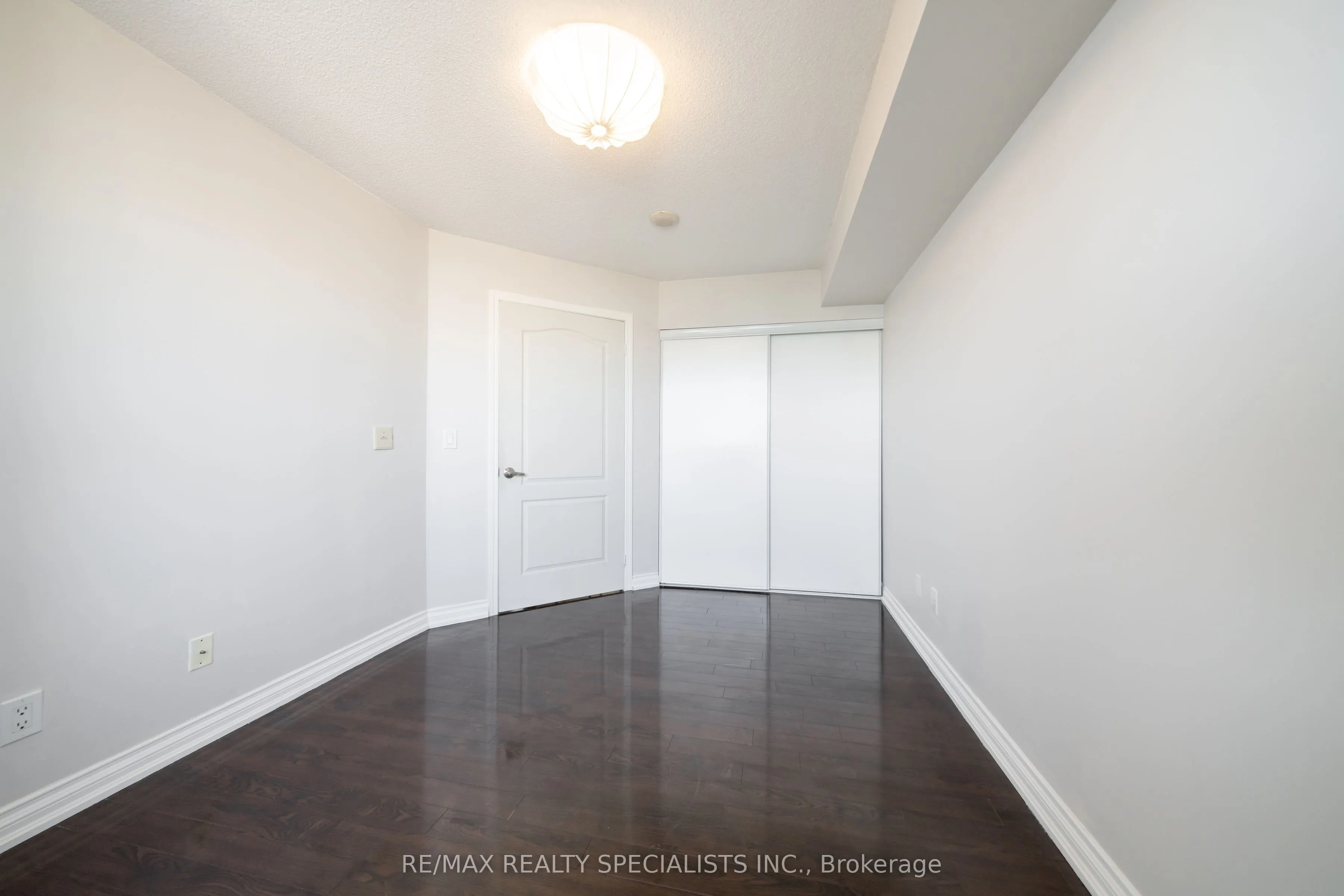 4 Elsinore Path #514