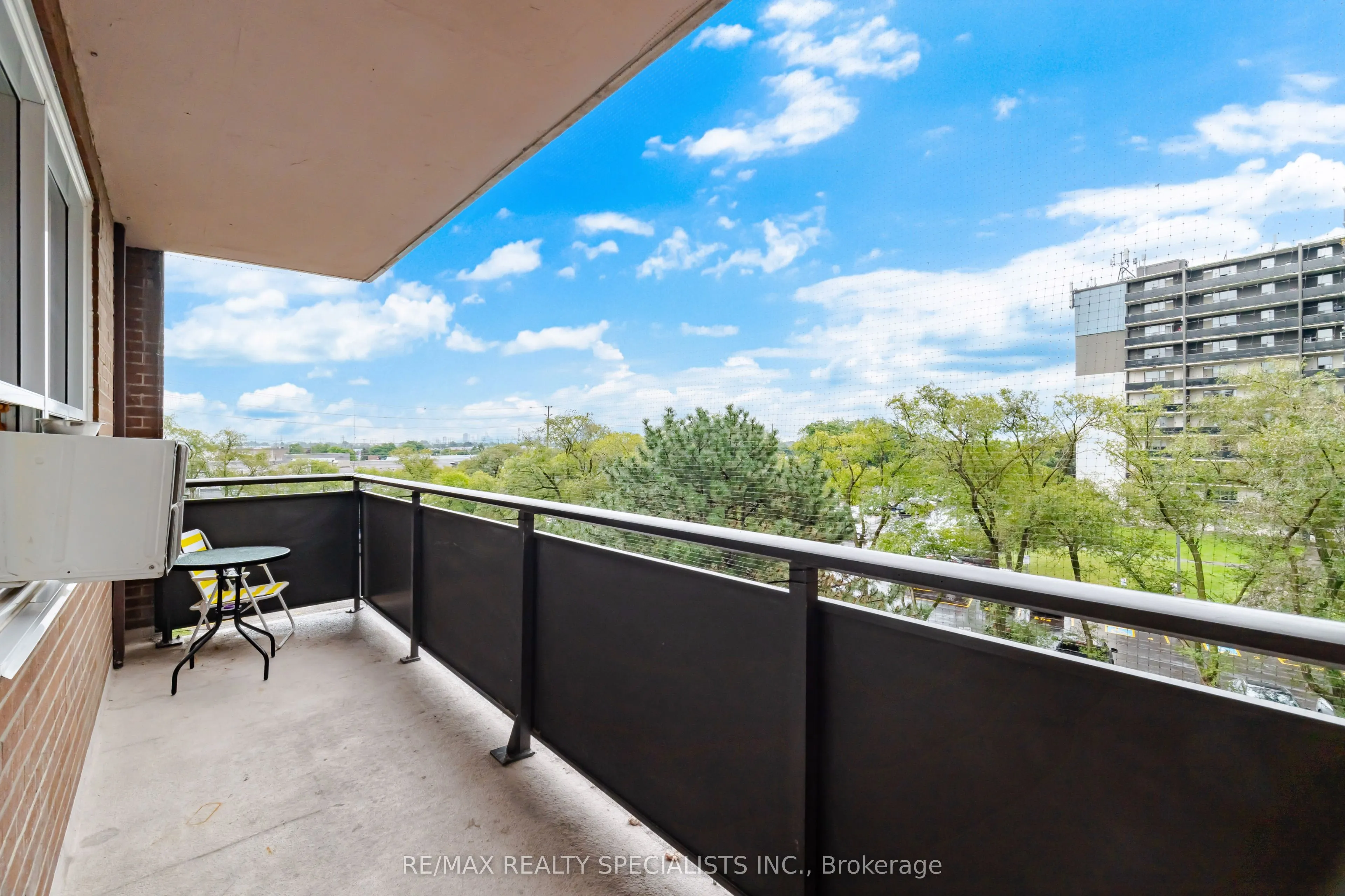 3065 Queen Frederica Drive #403