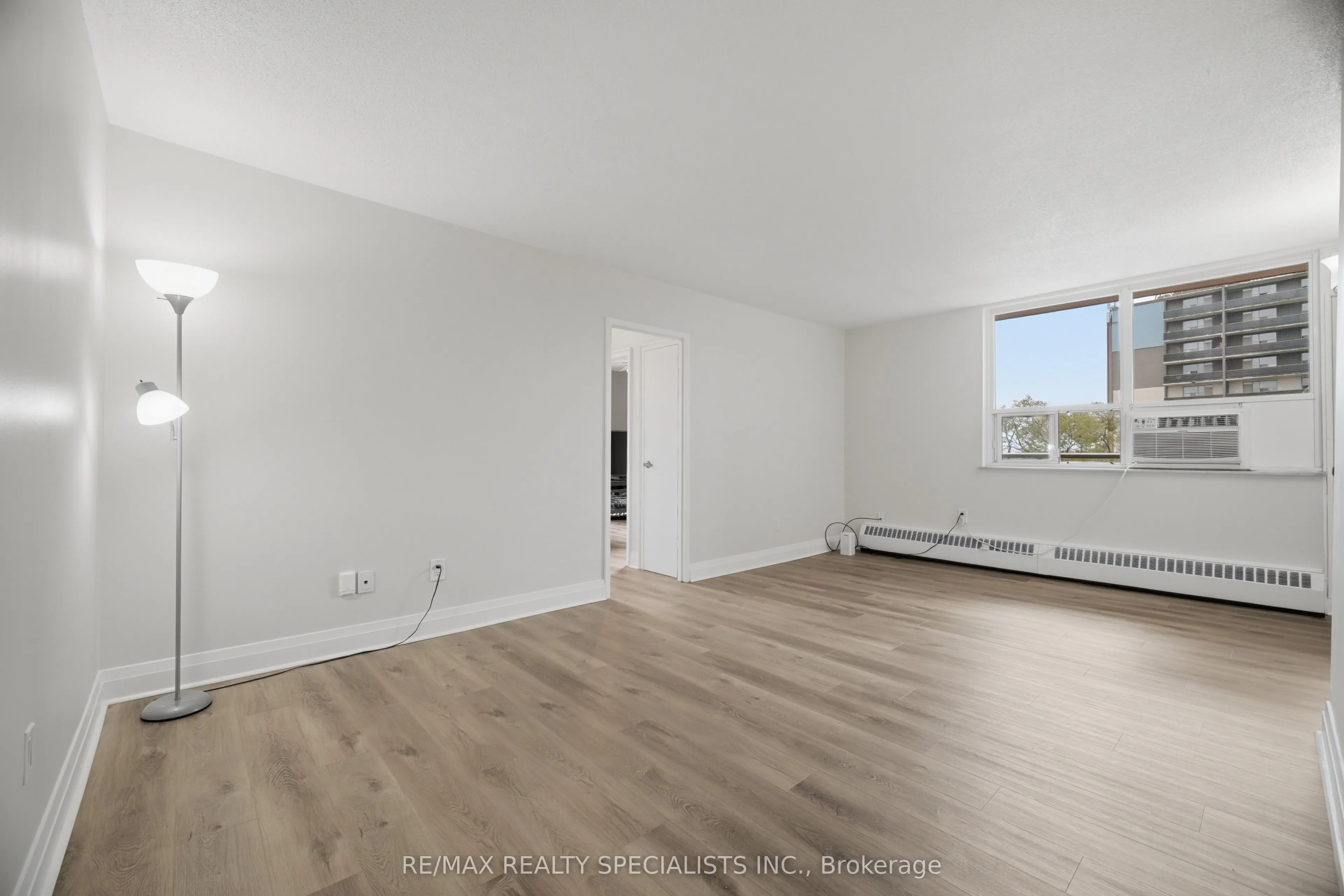 3065 Queen Frederica Drive #403