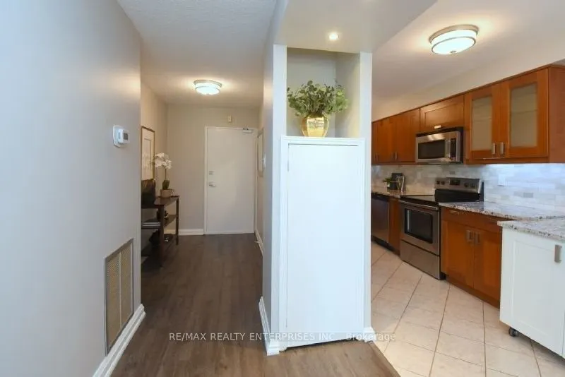 965 Inverhouse Drive ##709