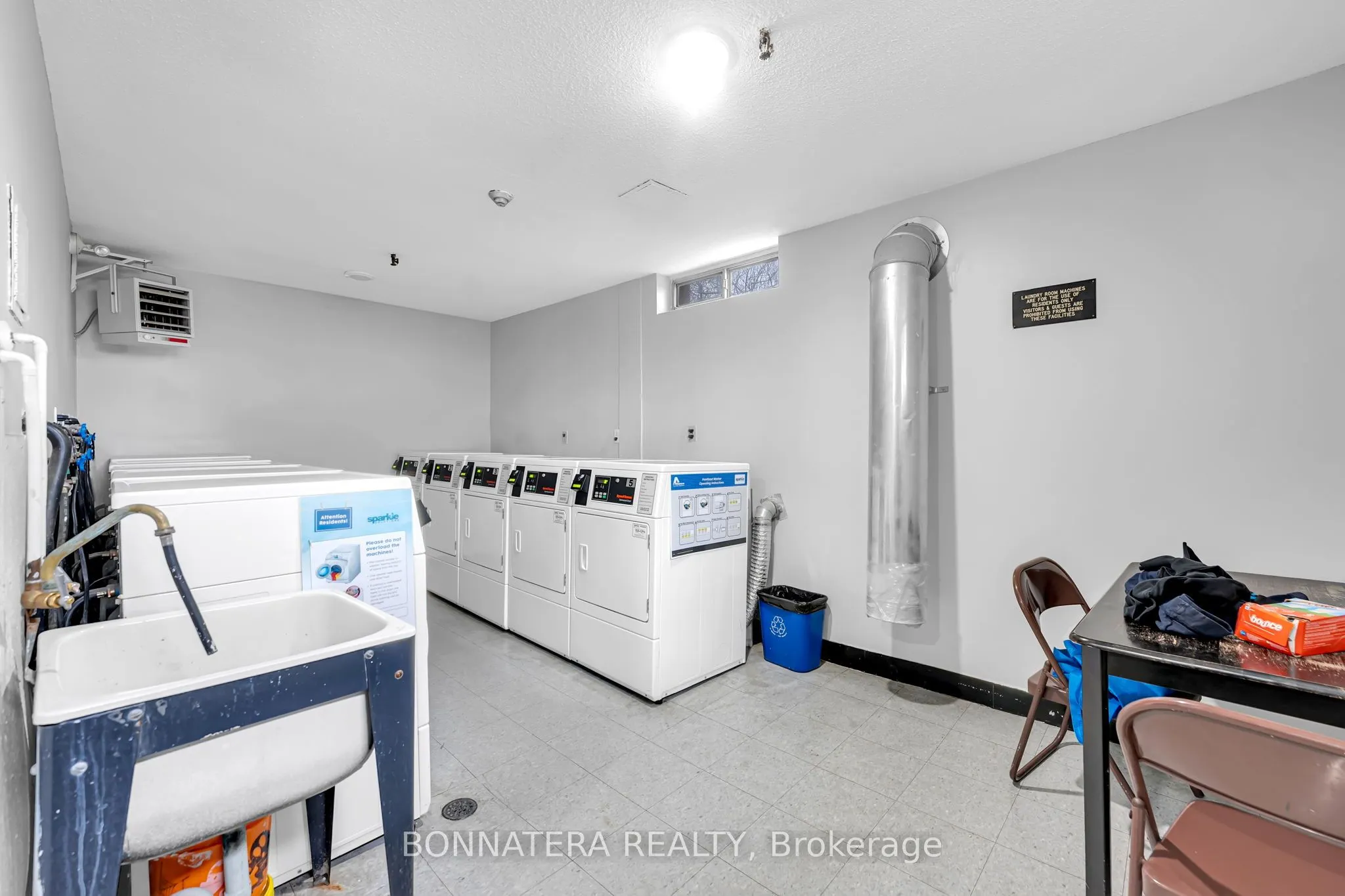 3065 Queen Frederica Drive #905