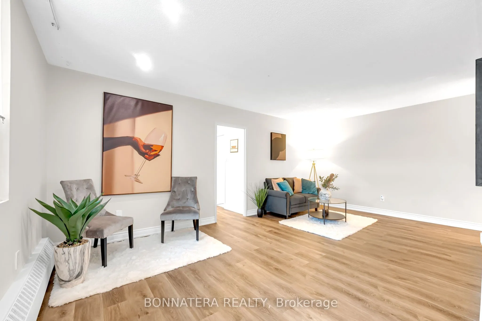3065 Queen Frederica Drive #905