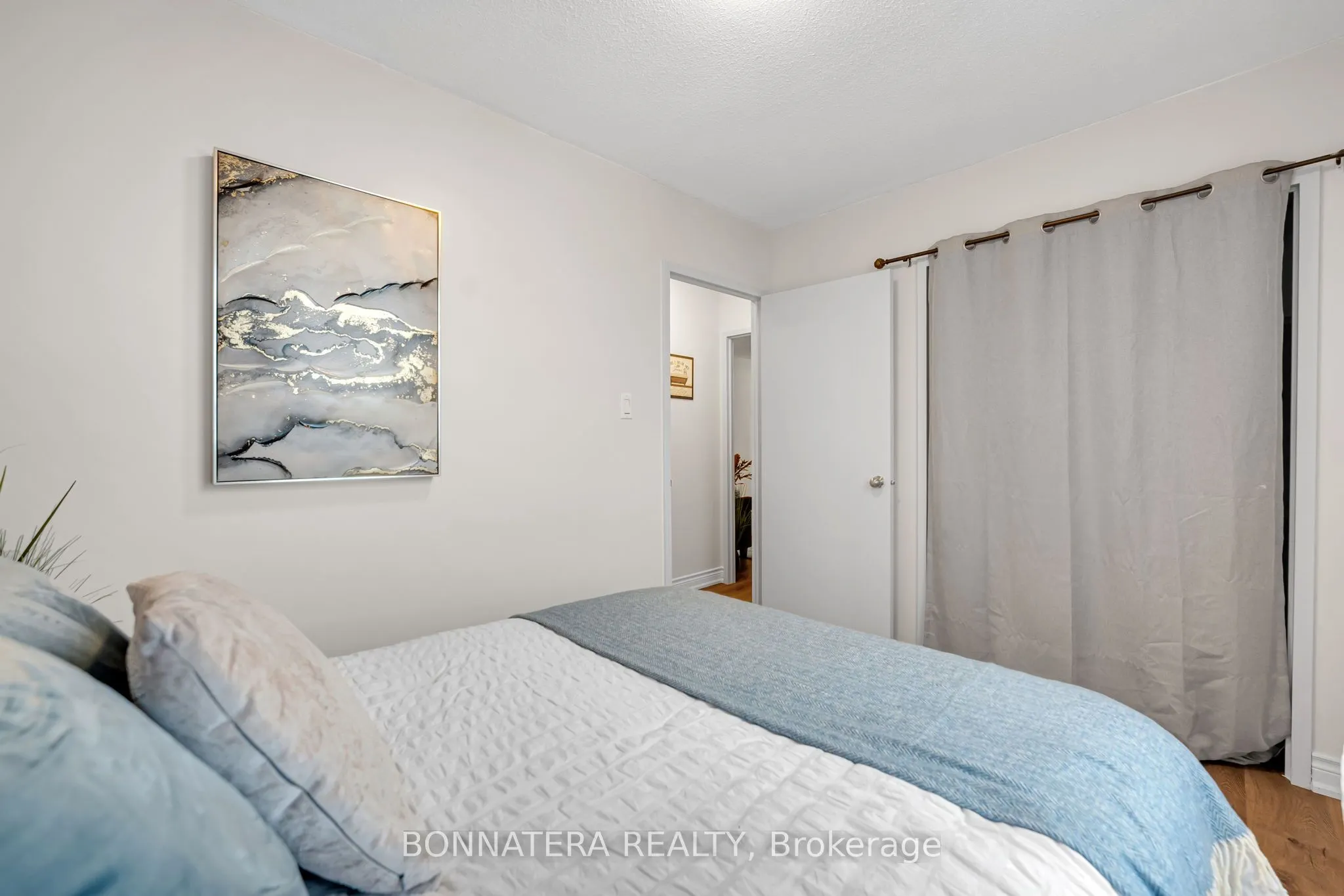3065 Queen Frederica Drive #905