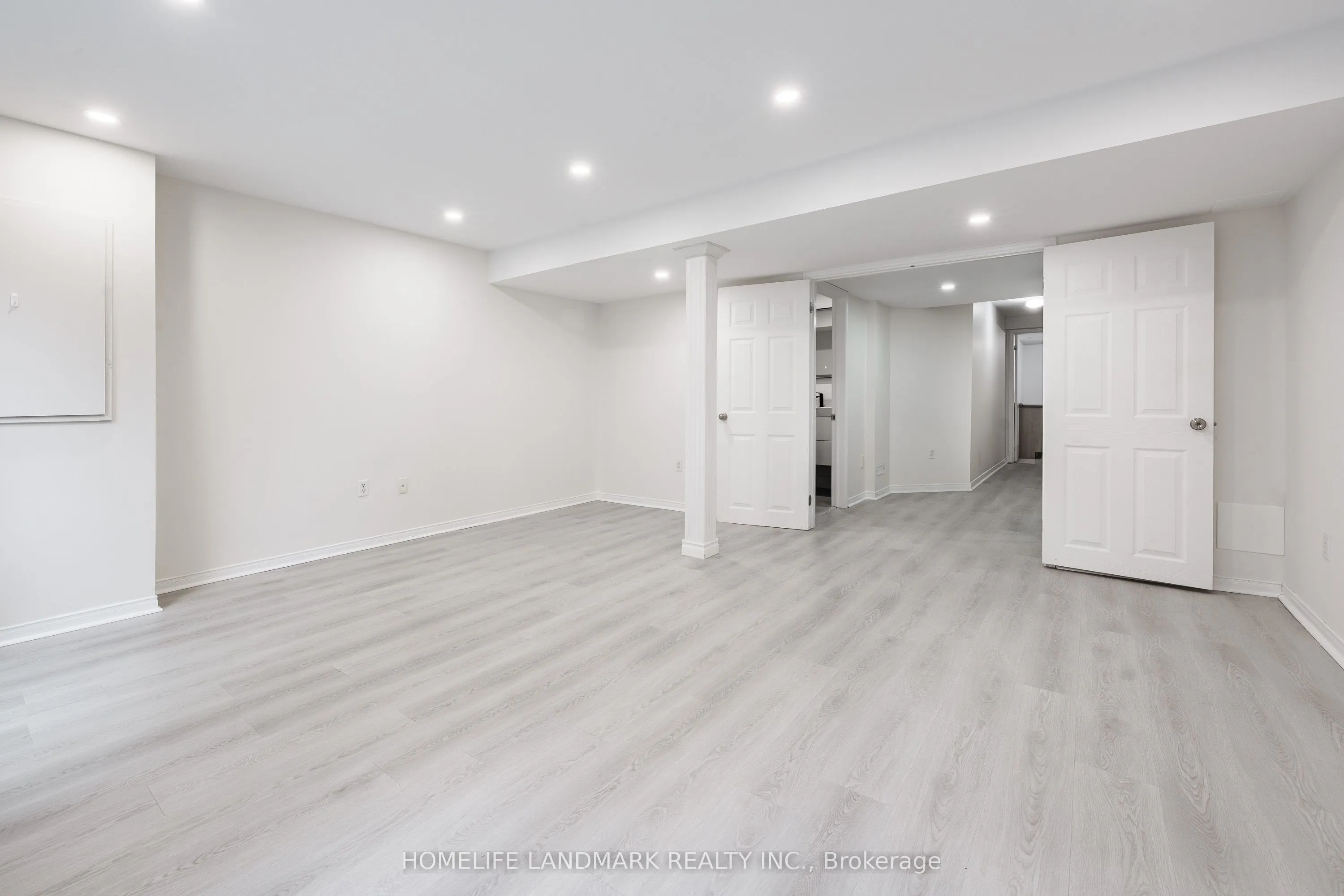 2945 Thomas Street #103