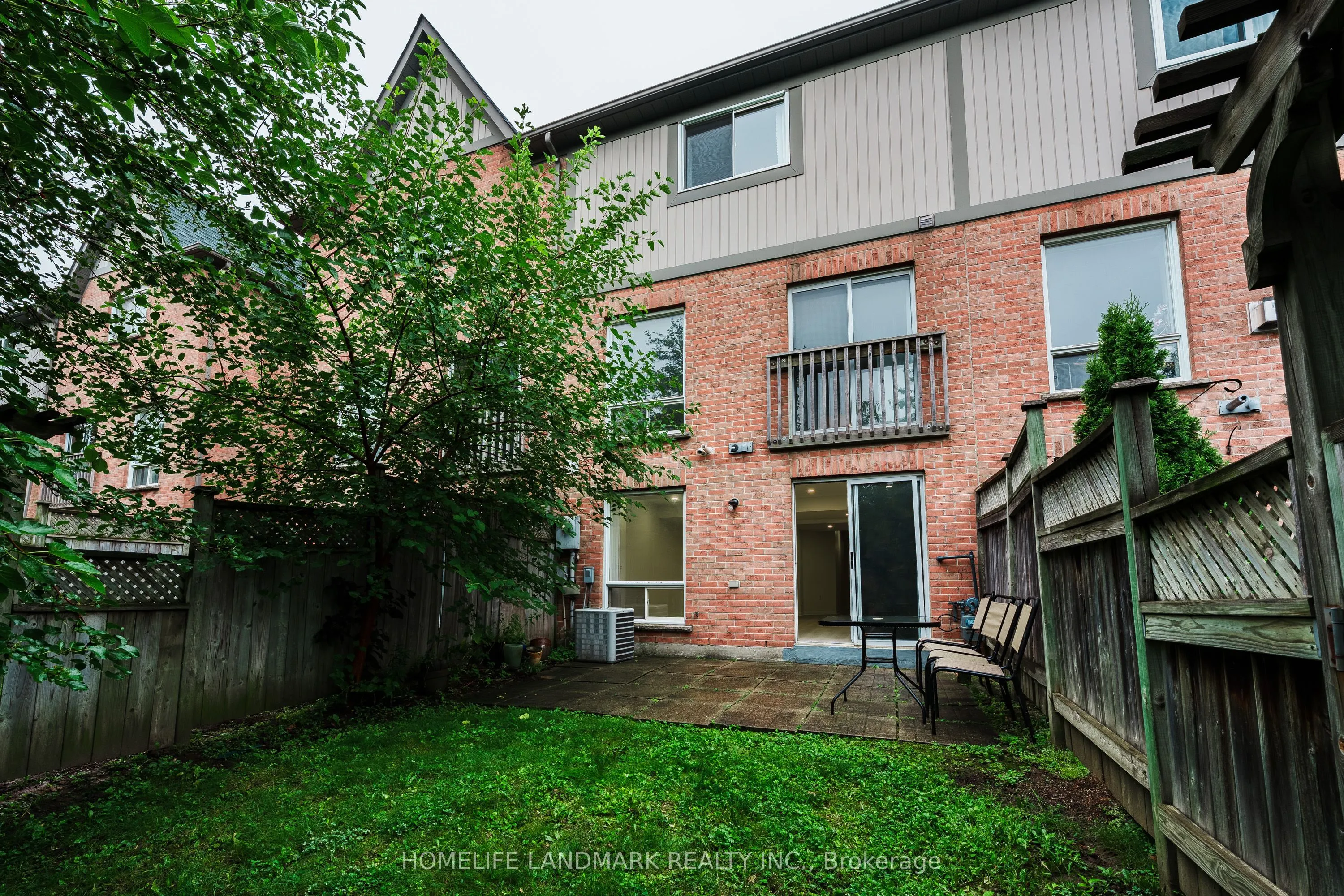 2945 Thomas Street #103