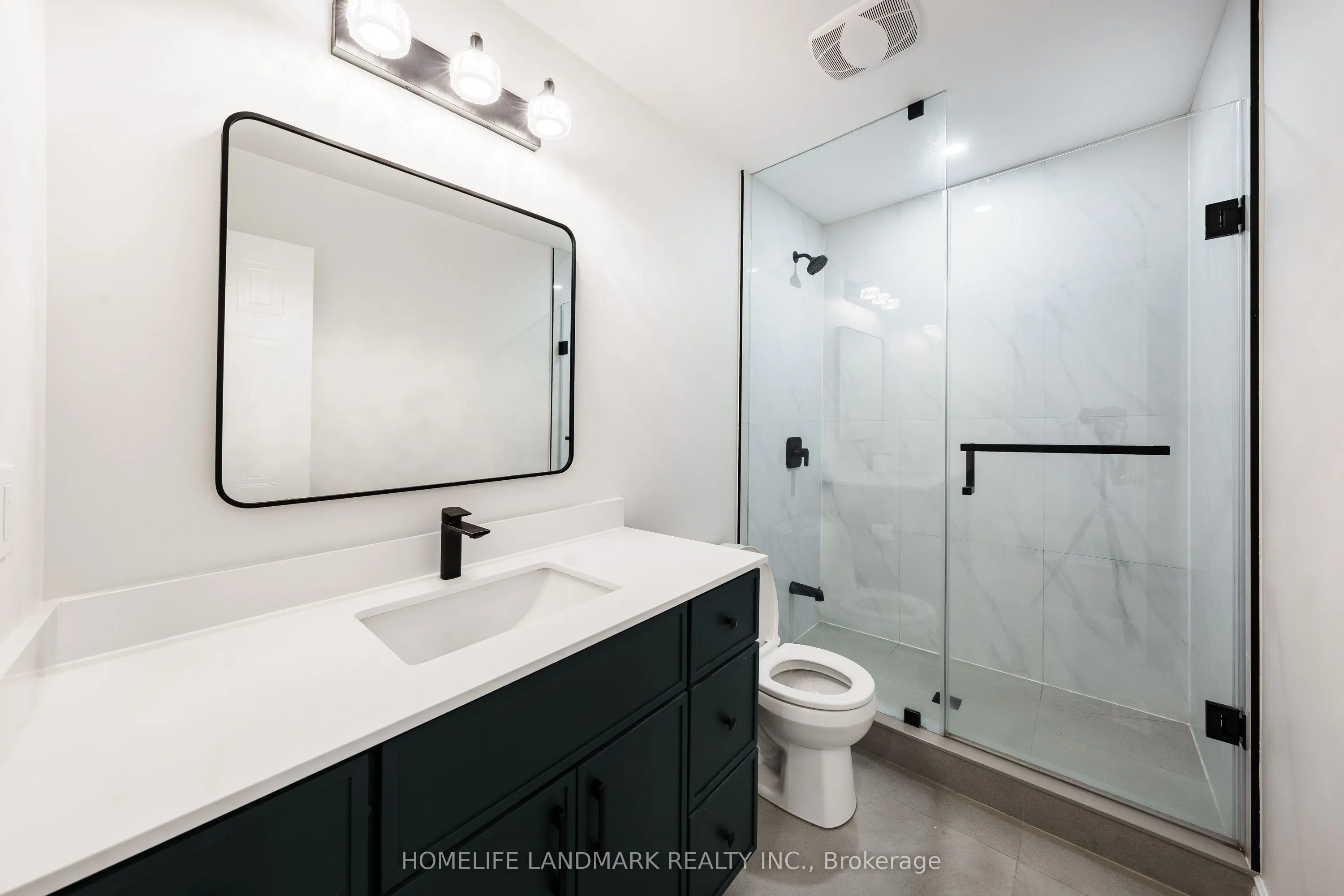 2945 Thomas Street #103