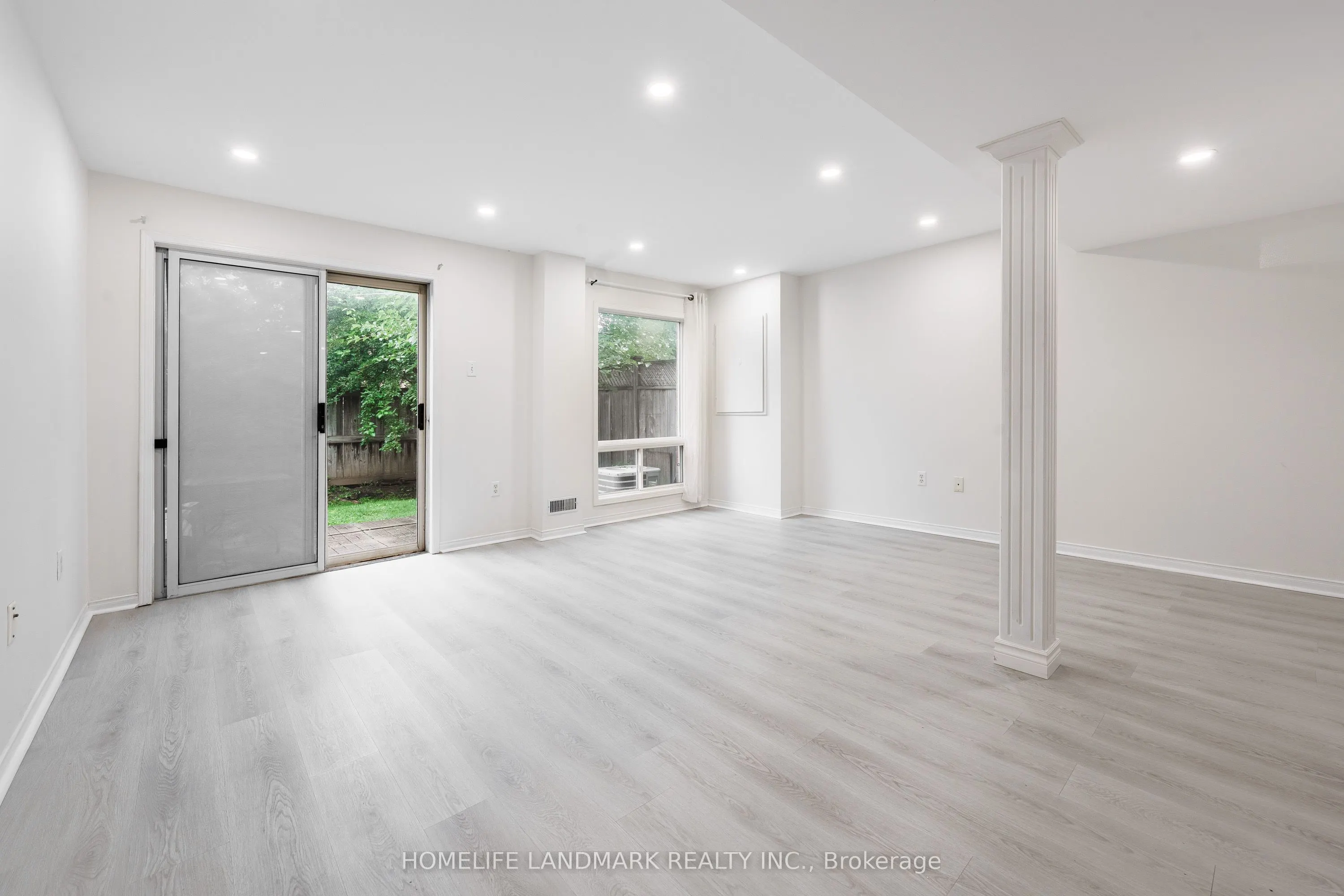 2945 Thomas Street #103
