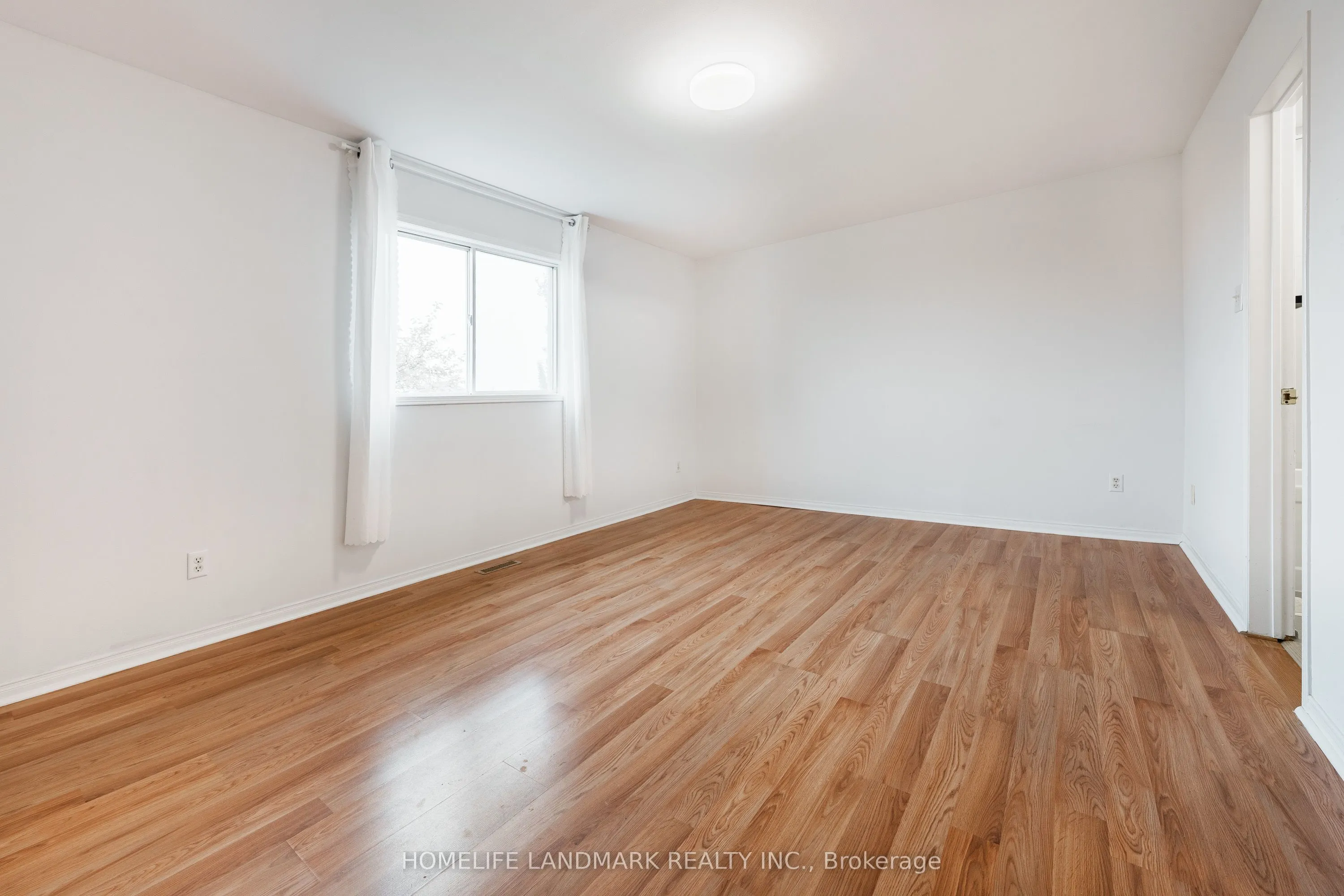 2945 Thomas Street #103