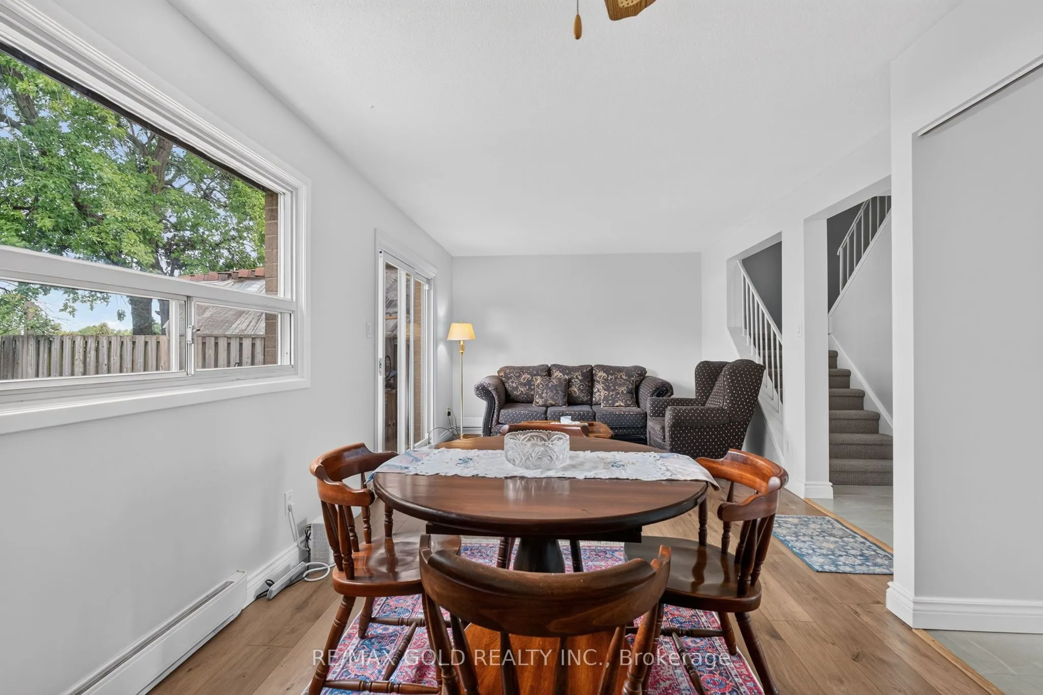 13 Gold Pine Court