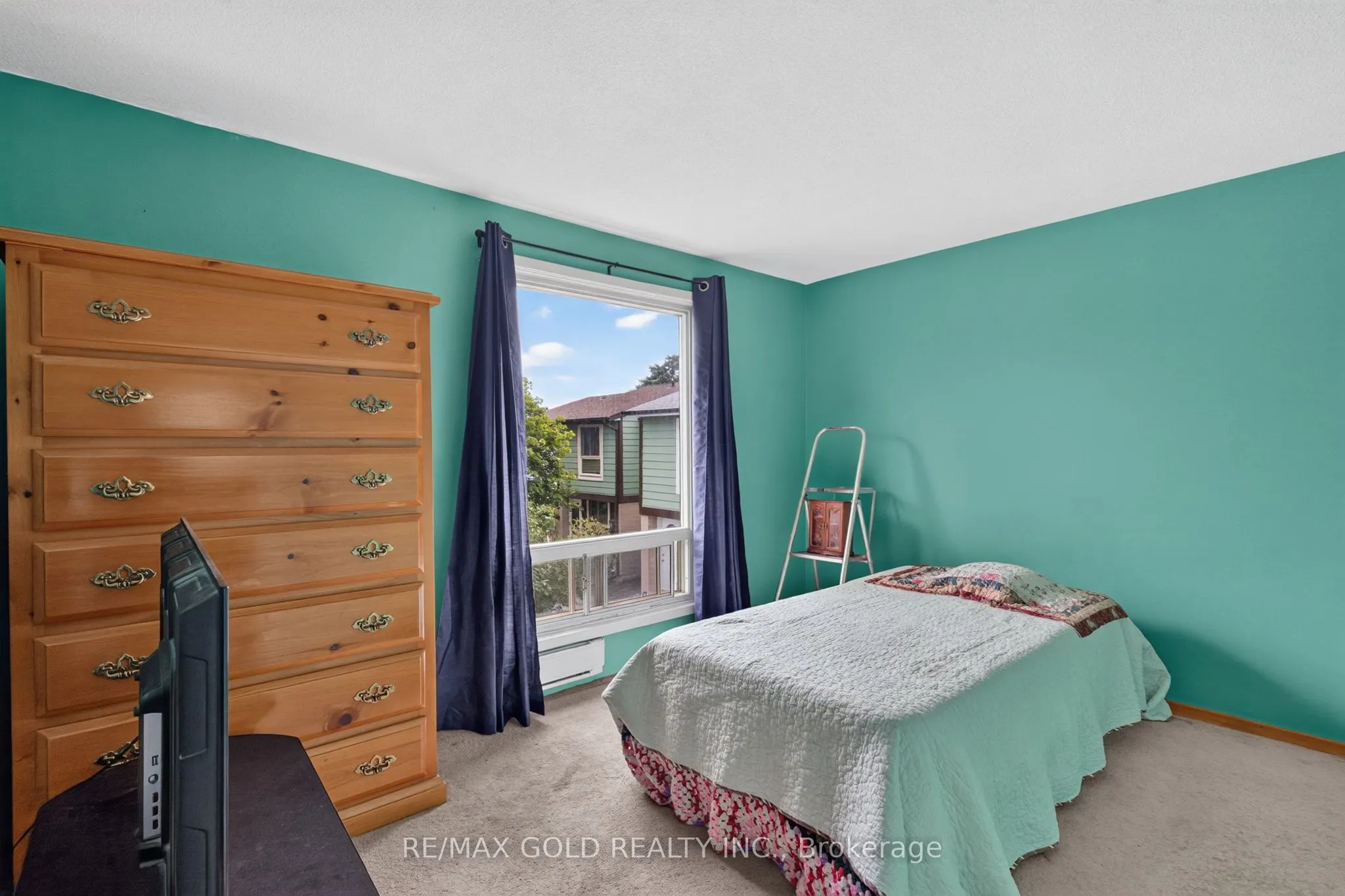13 Gold Pine Court