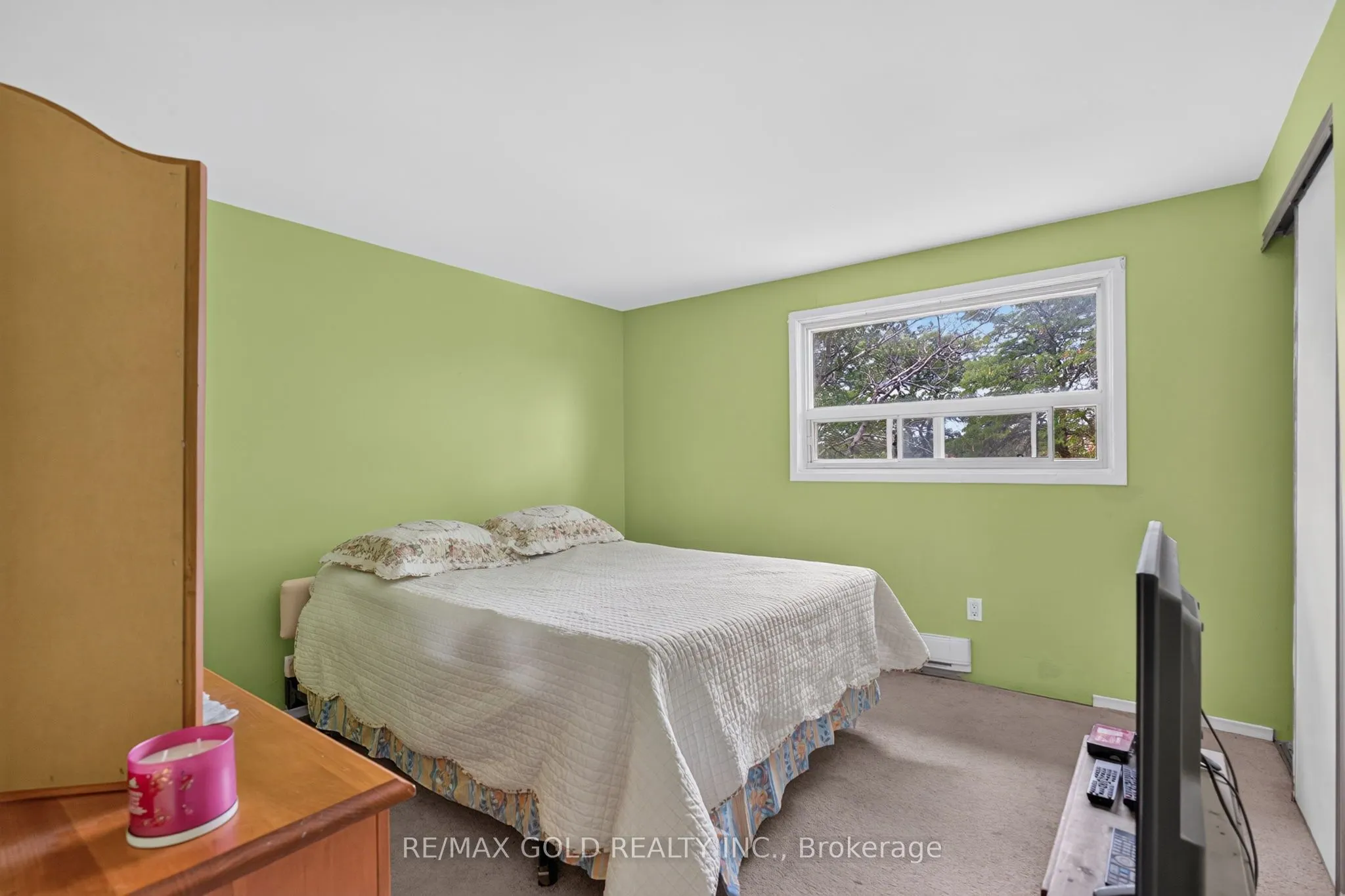 13 Gold Pine Court
