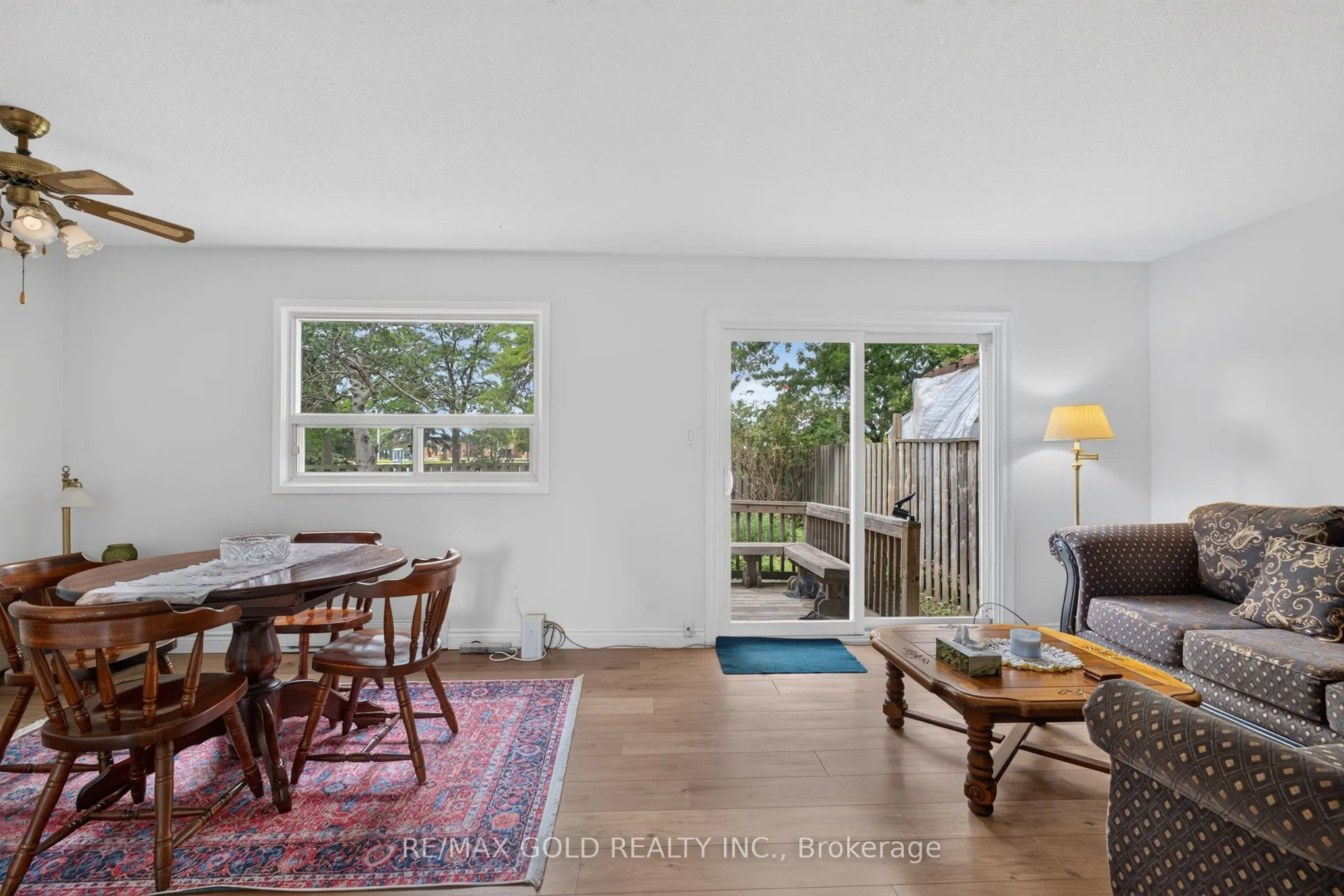 13 Gold Pine Court