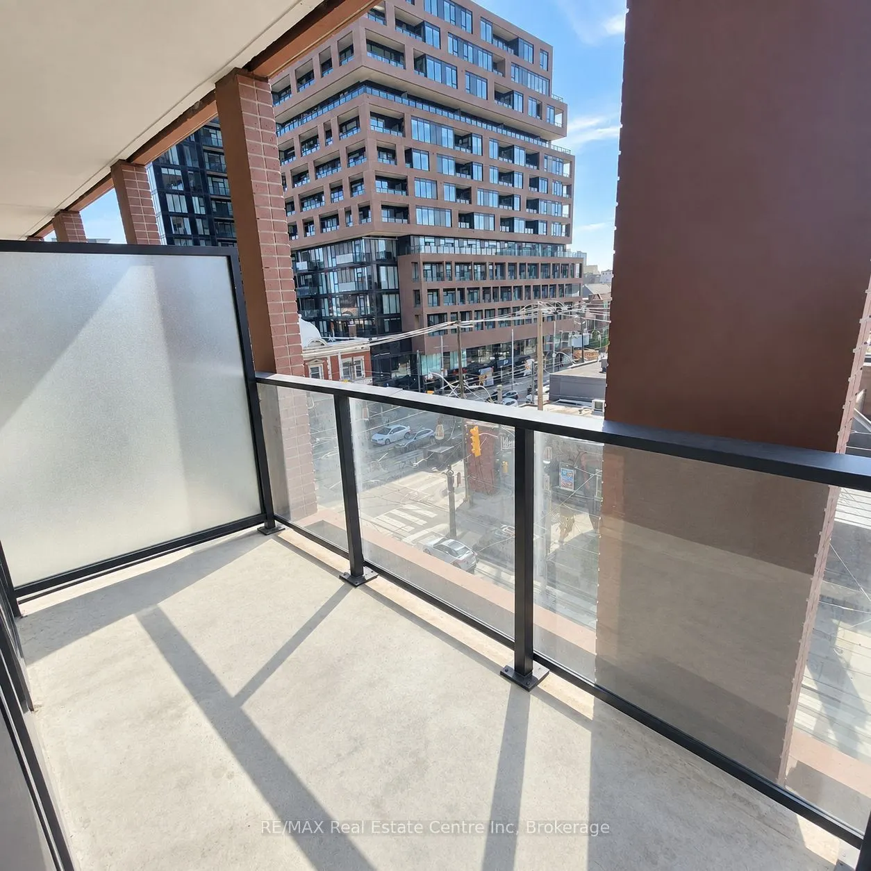 285 Dufferin Street #328