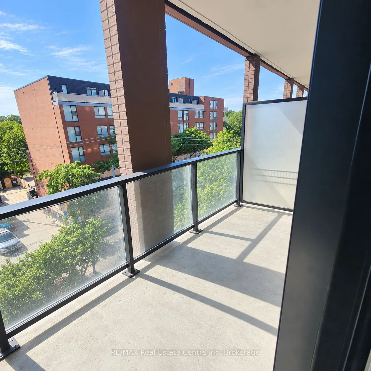 285 Dufferin Street #328