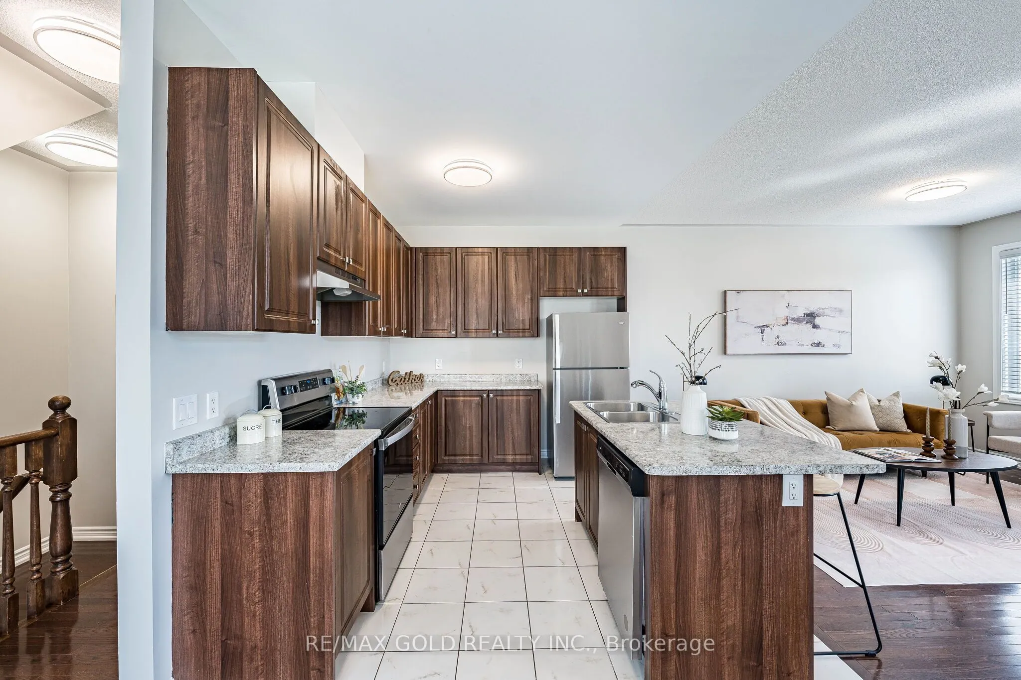 2 Cosbury Lane