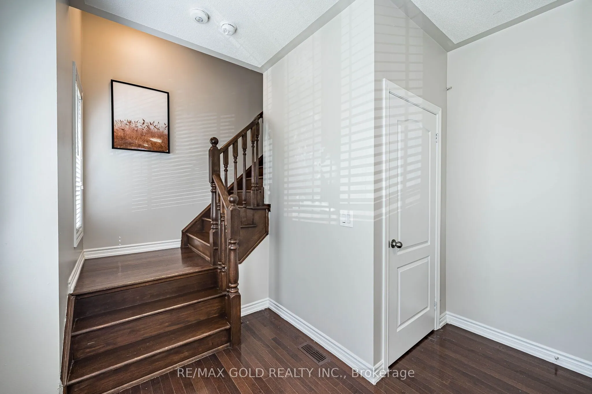2 Cosbury Lane