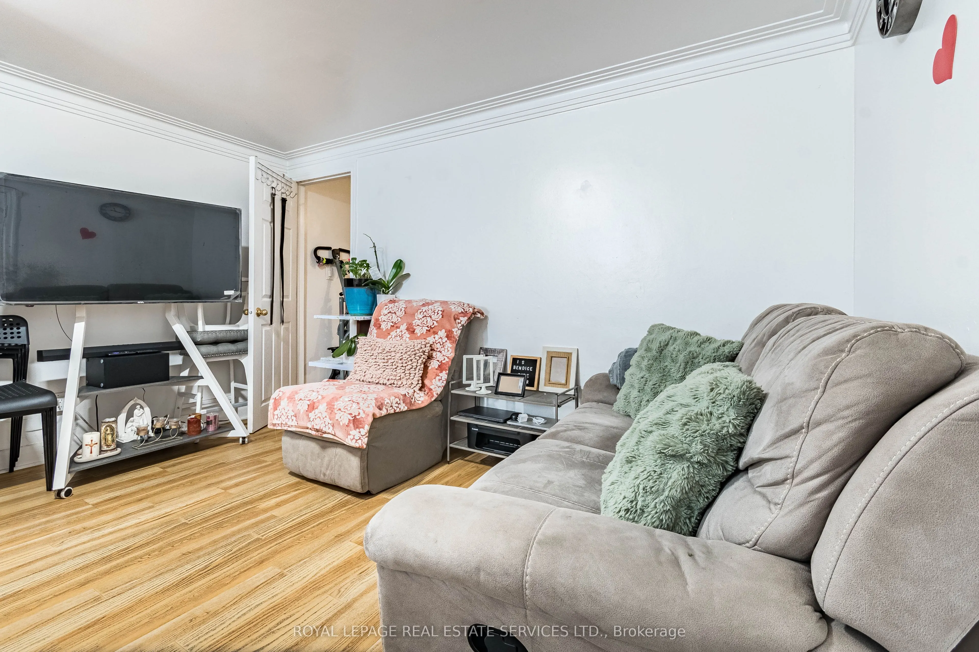 40 Dominion Road