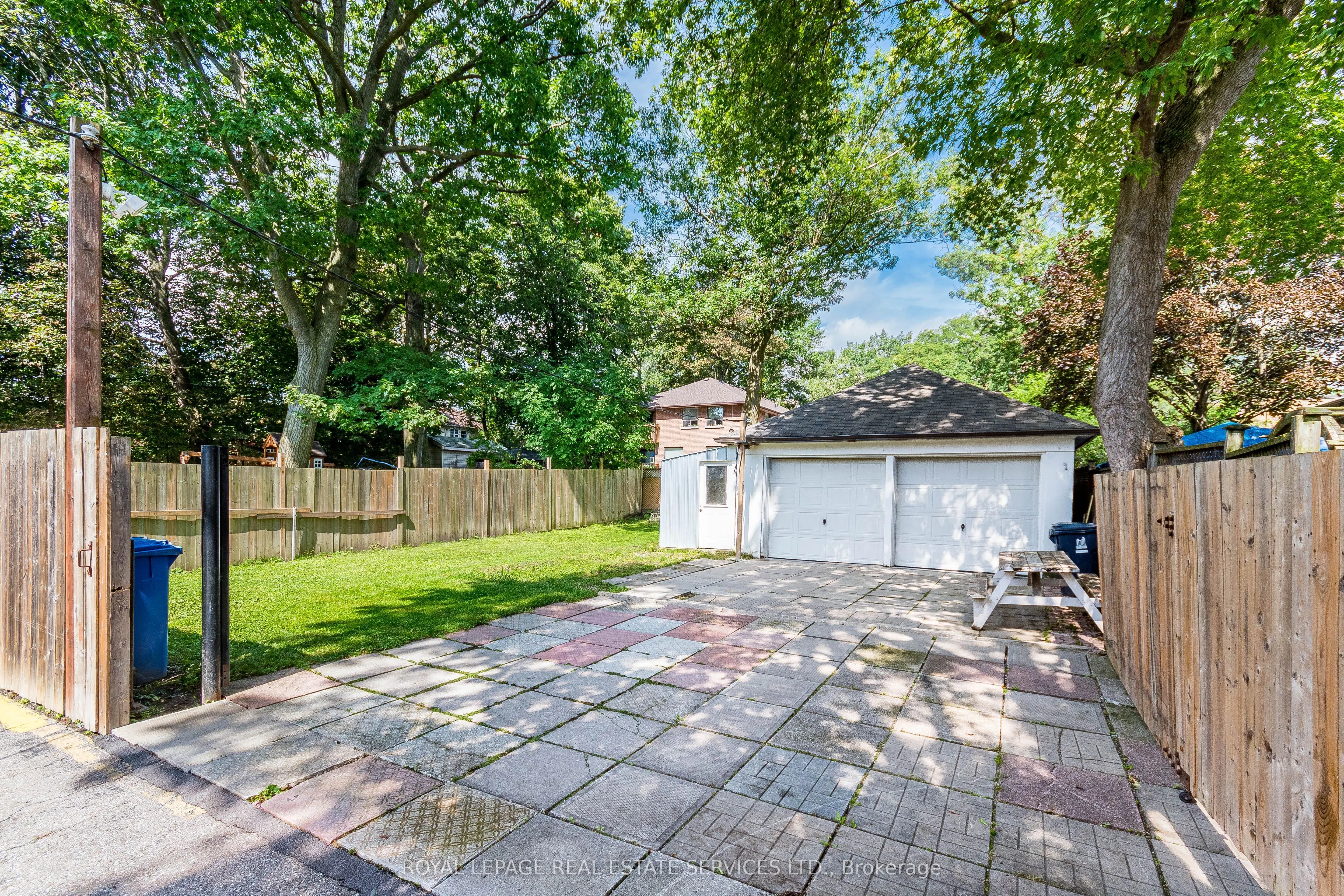 40 Dominion Road