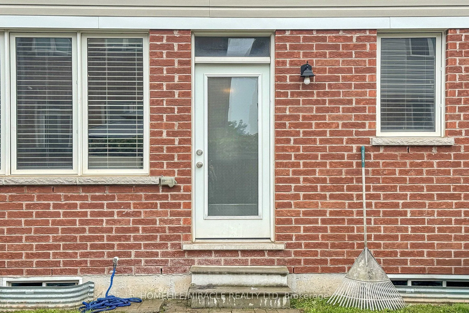 99 Leiterman Drive