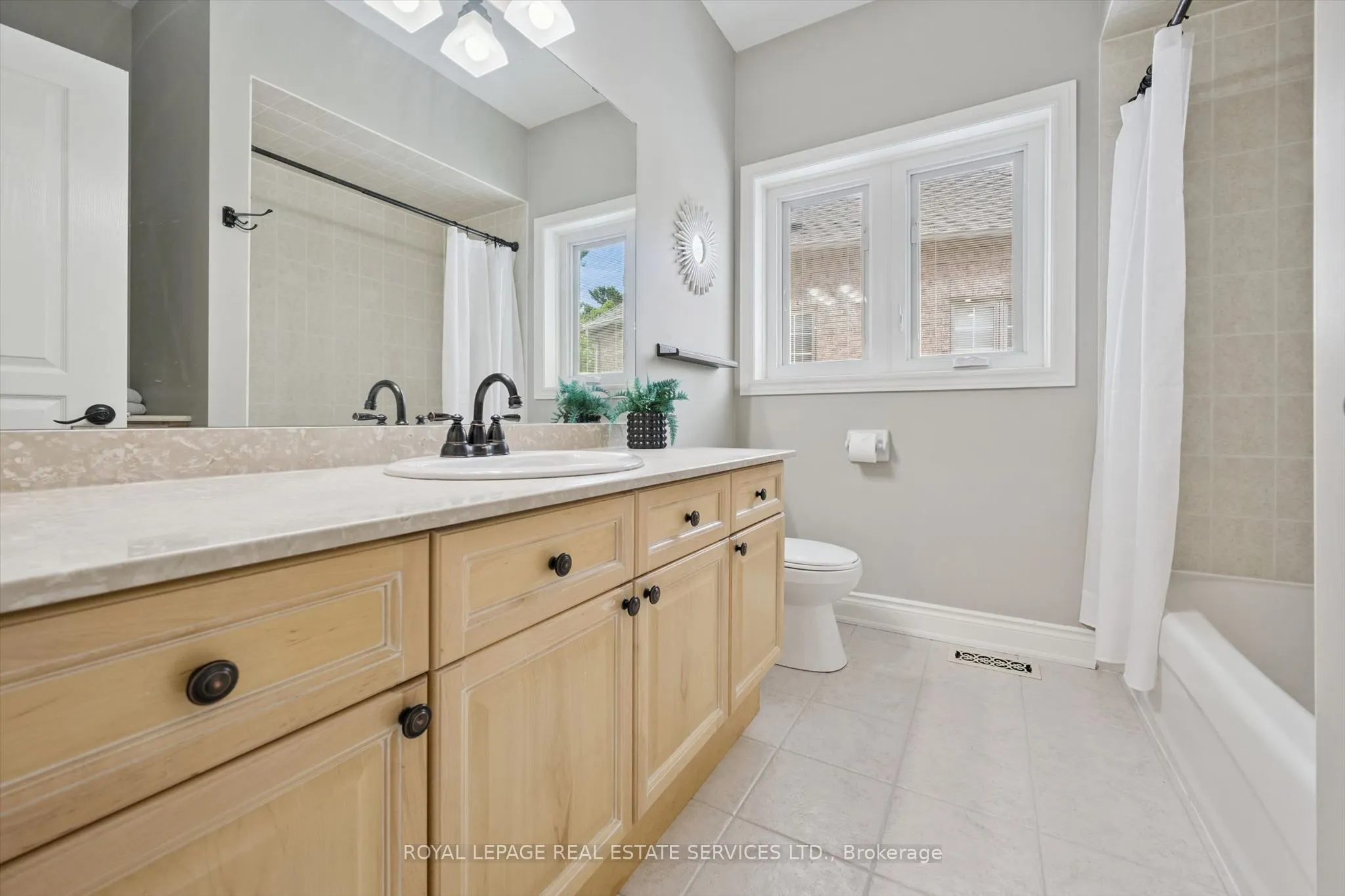 1036 Valley Crest Circle
