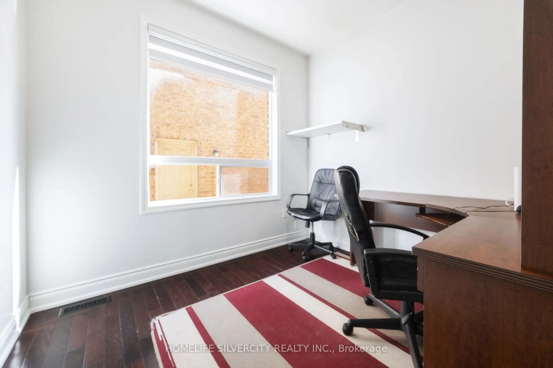 25 Van Hoof Crescent