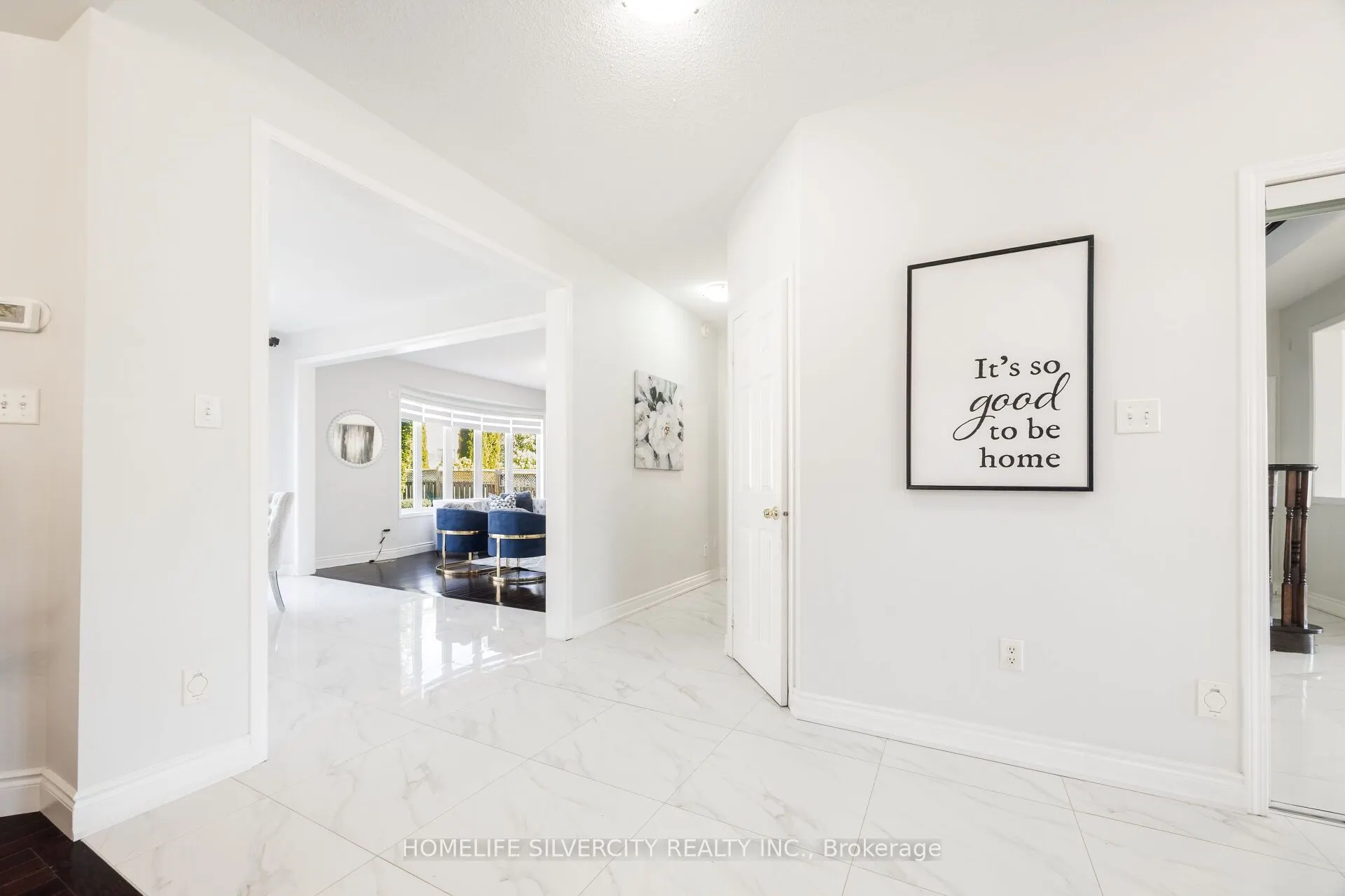 25 Van Hoof Crescent
