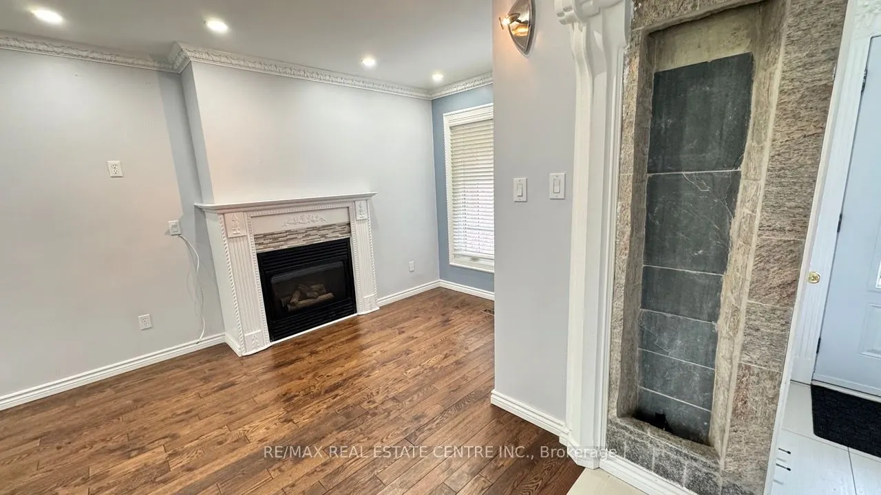 16 Nectarine Crescent