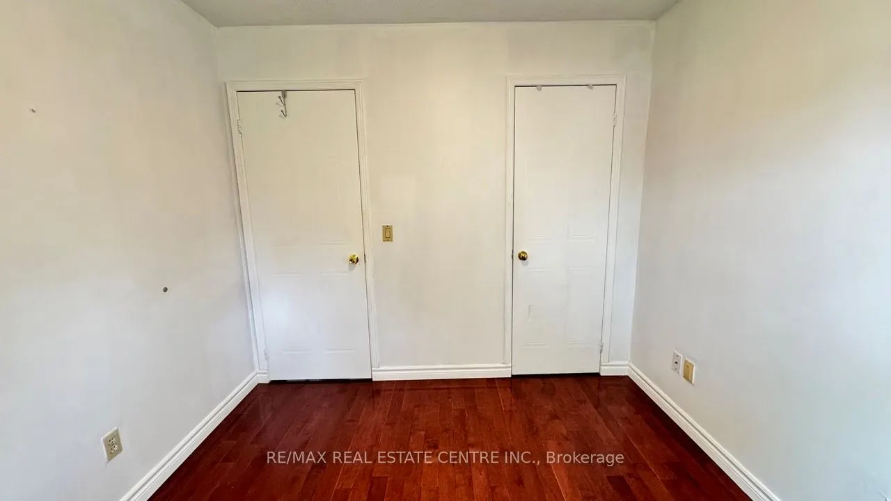 16 Nectarine Crescent