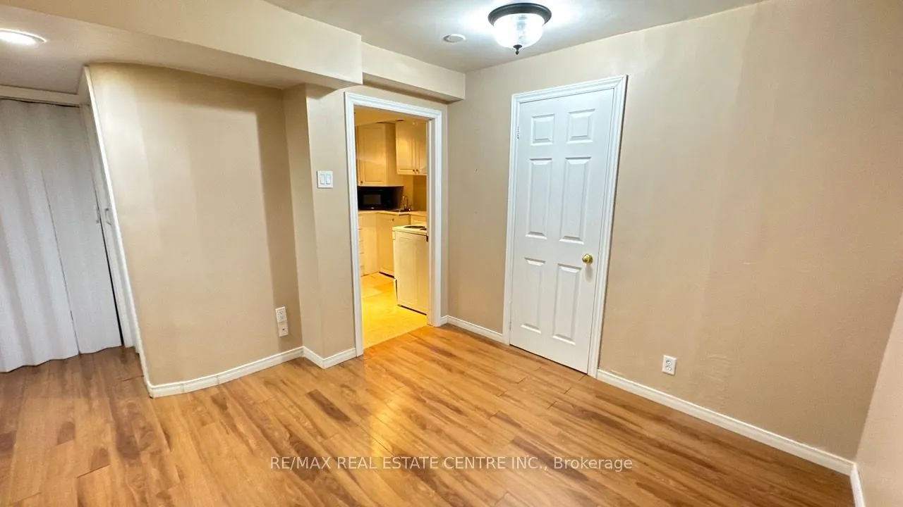 16 Nectarine Crescent