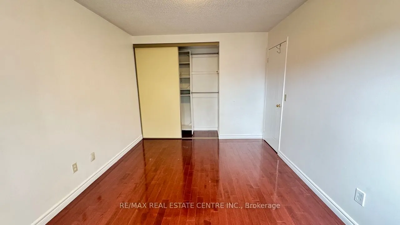 16 Nectarine Crescent