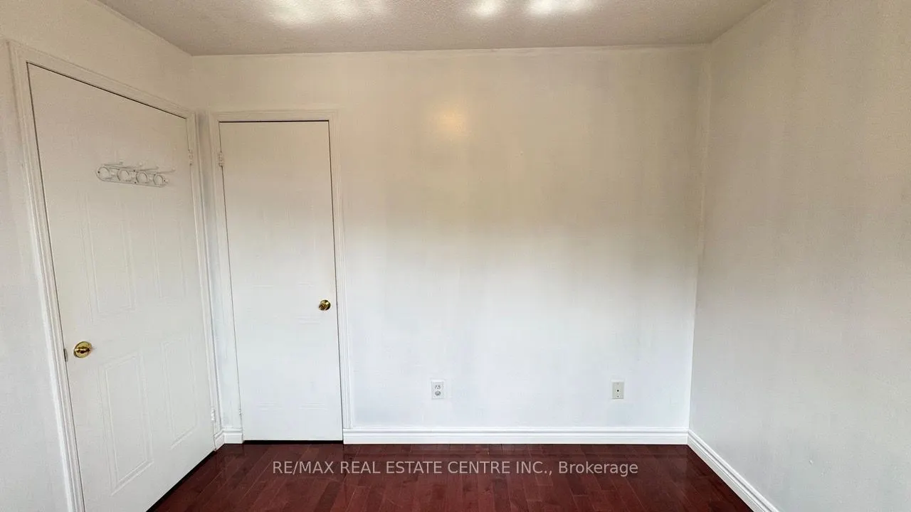 16 Nectarine Crescent