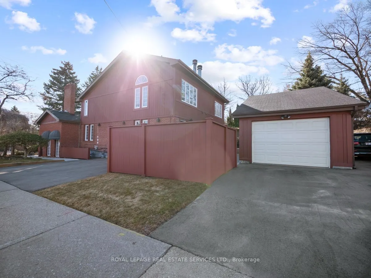 1494 Islington Avenue