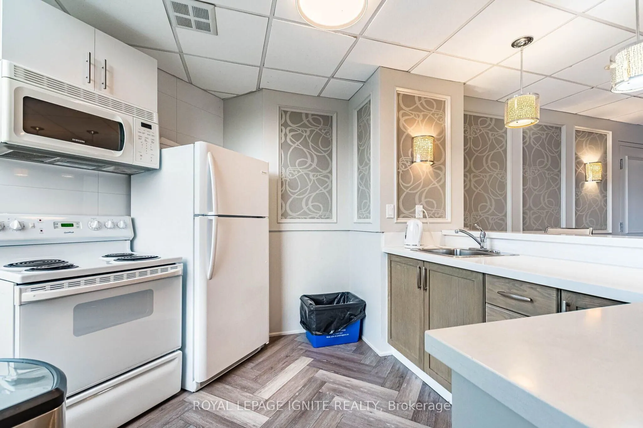 550 Webb Drive #1409