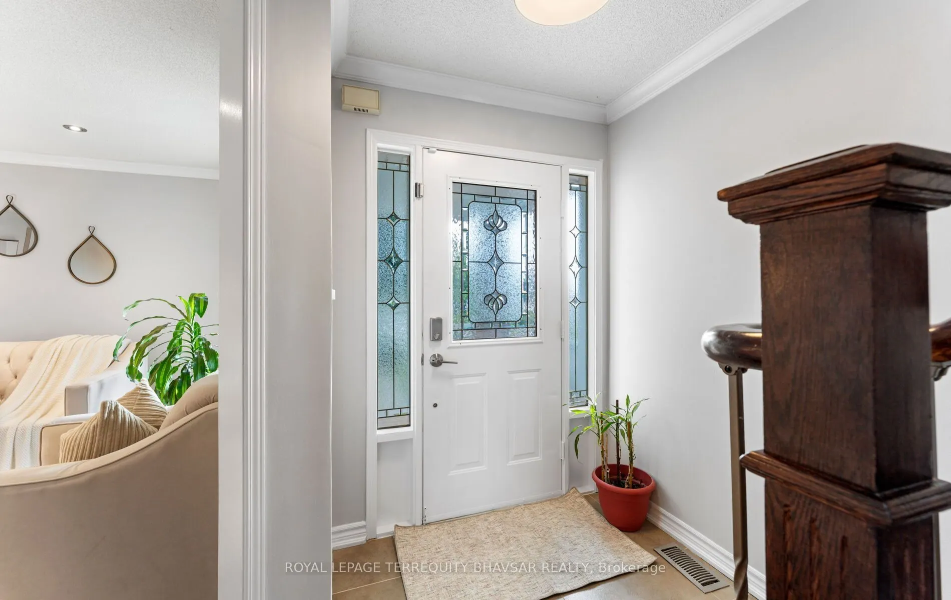 6559 Sapling Trail