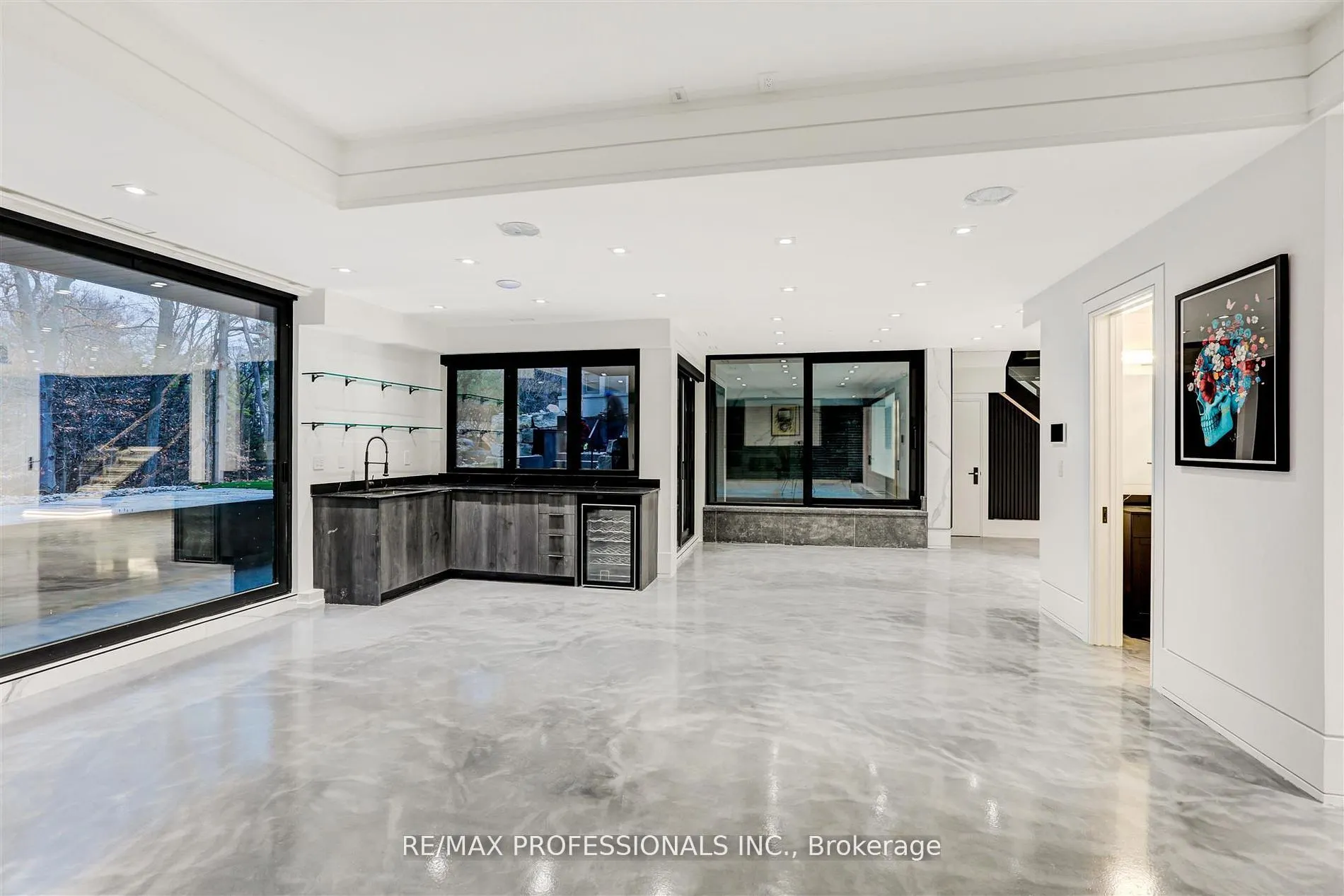 91 Valecrest Drive