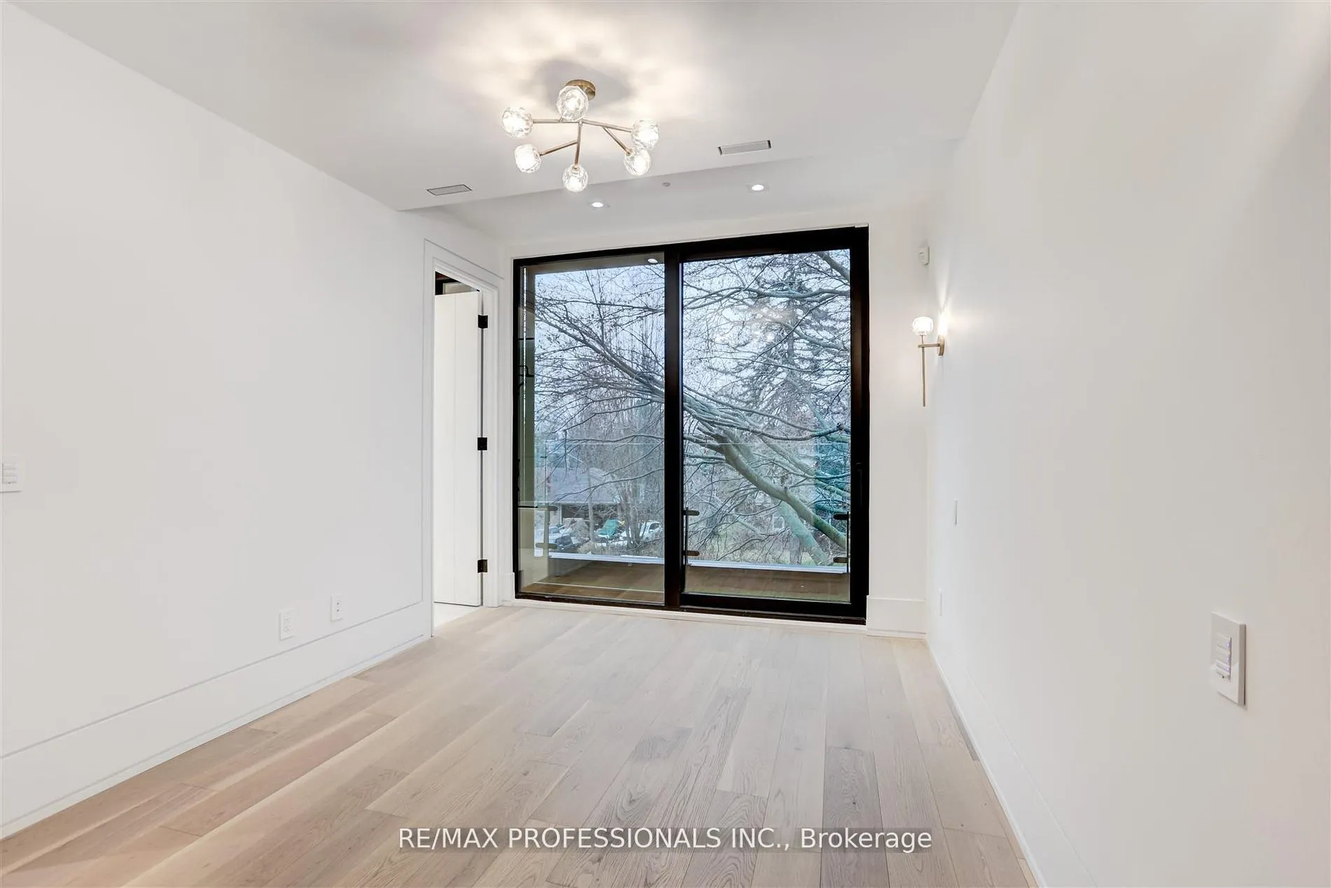 91 Valecrest Drive