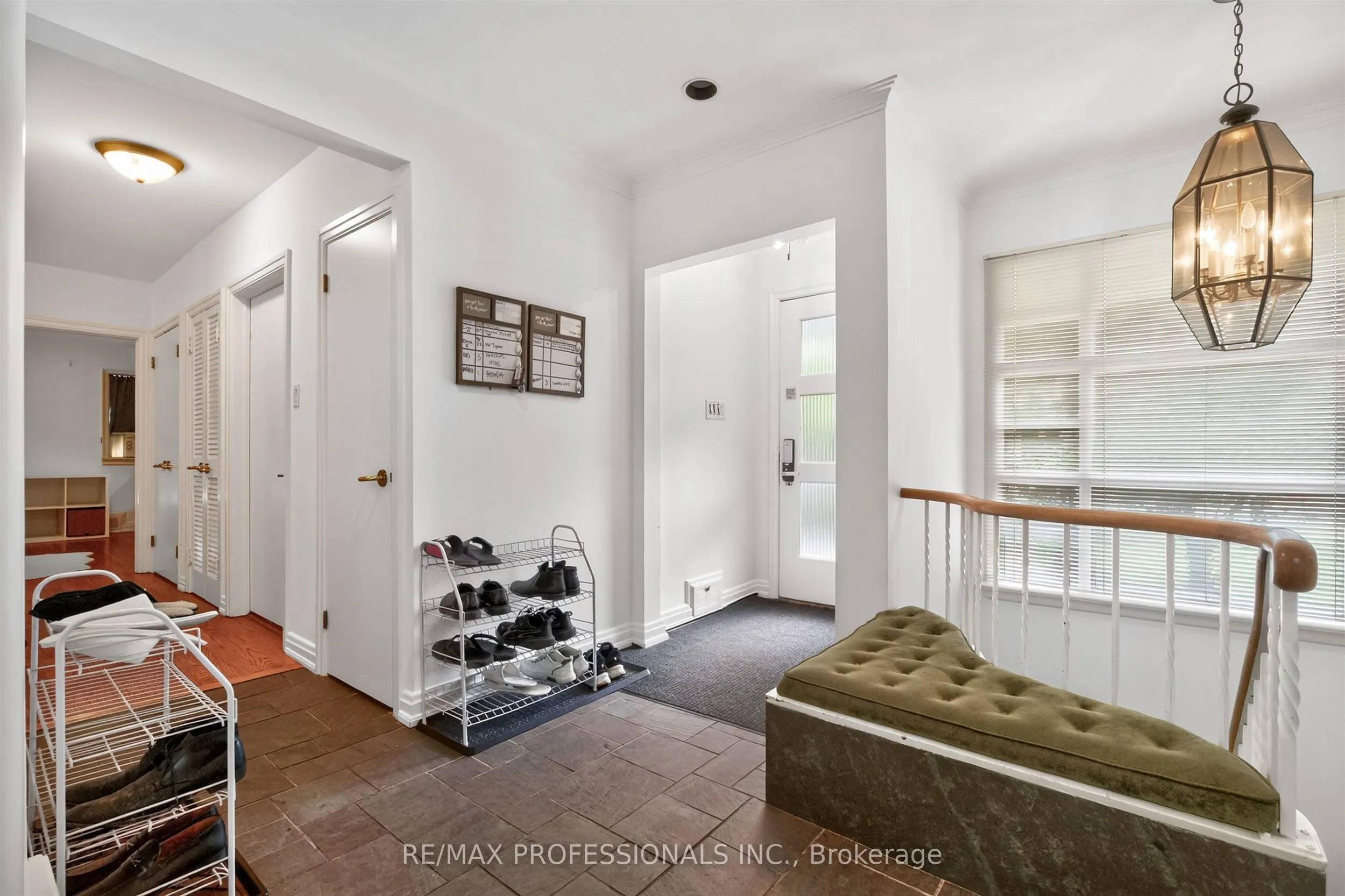 89 Valecrest Drive