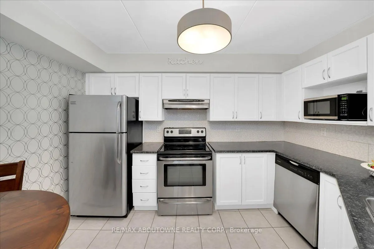 3499 Upper Middle Road #203