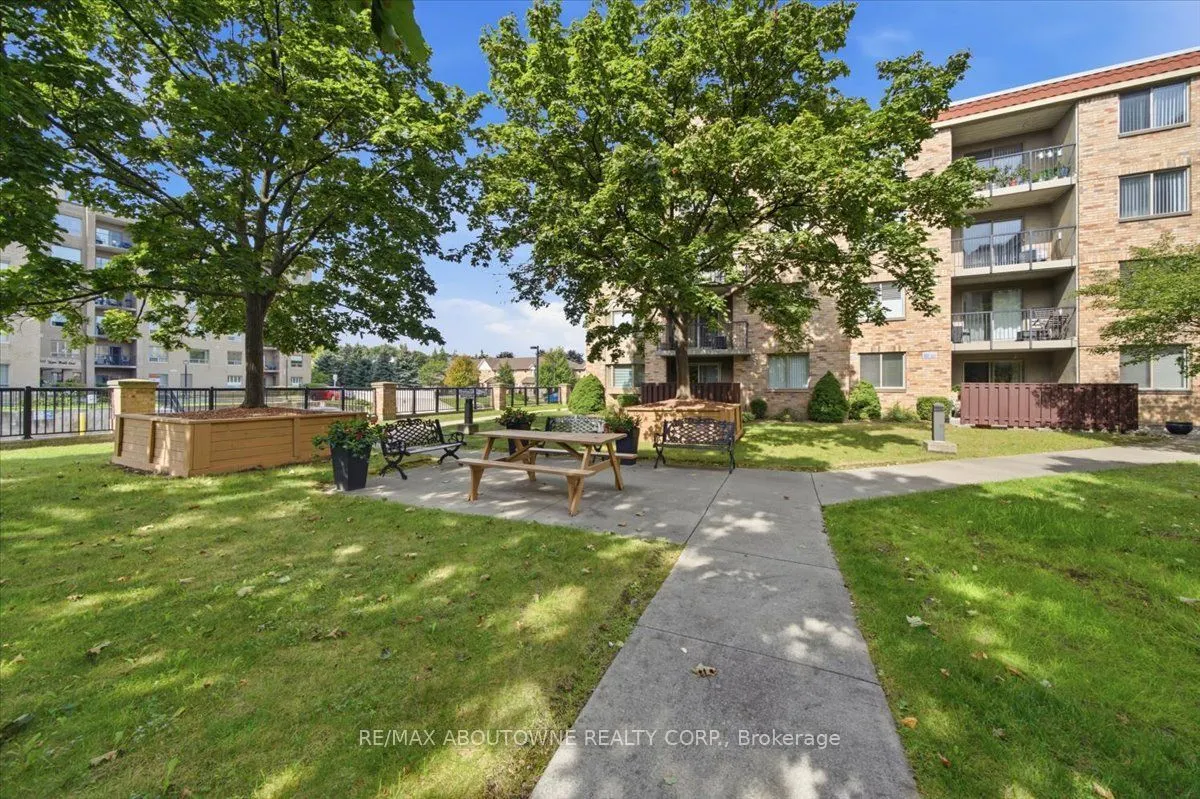 3499 Upper Middle Road #203